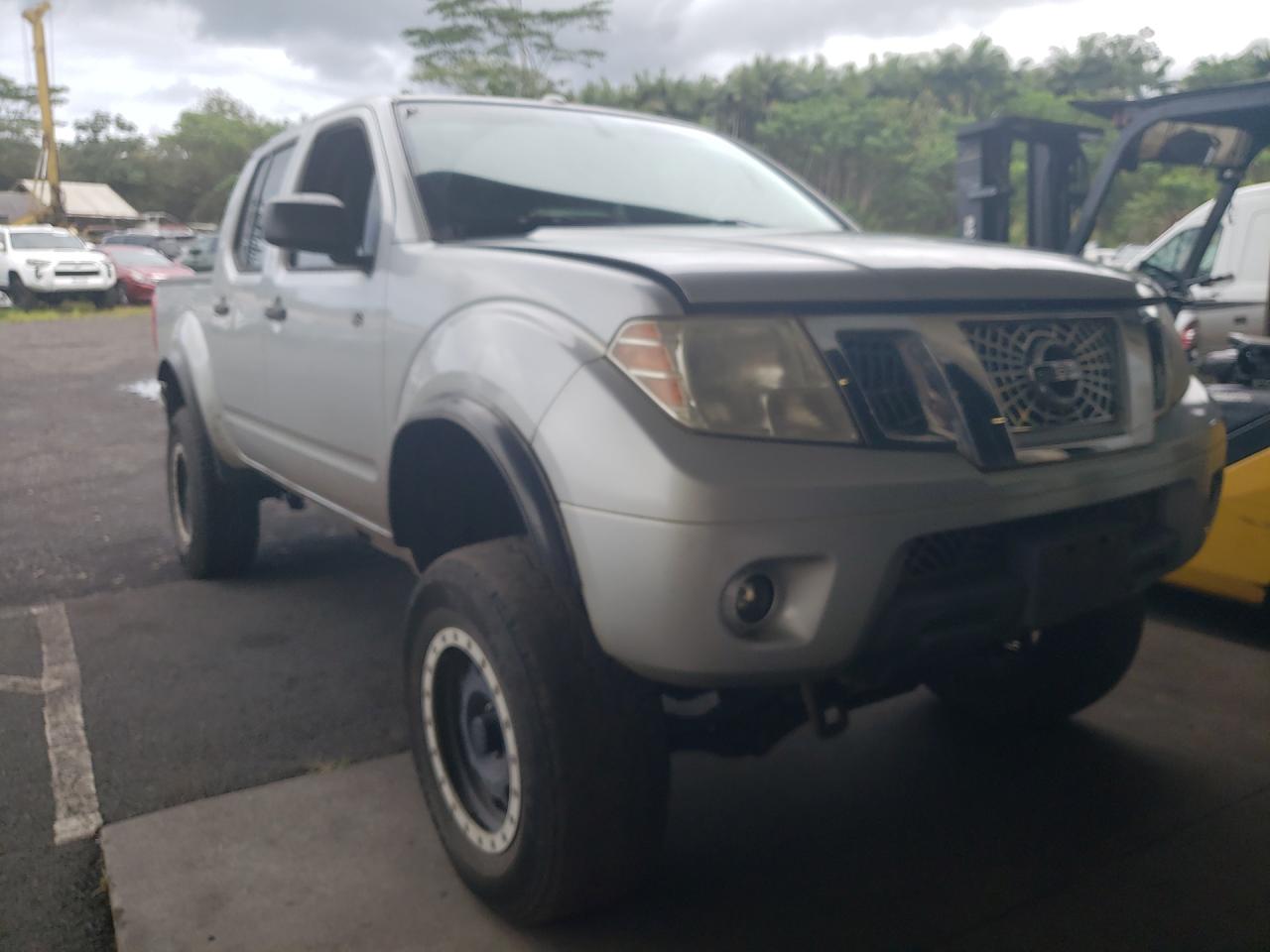 2013 Nissan Frontier S Gray vin: 1N6AD0EV5DN733681 Damage: Right Frt. Fender Cladding, Aftermarket, Acceptable