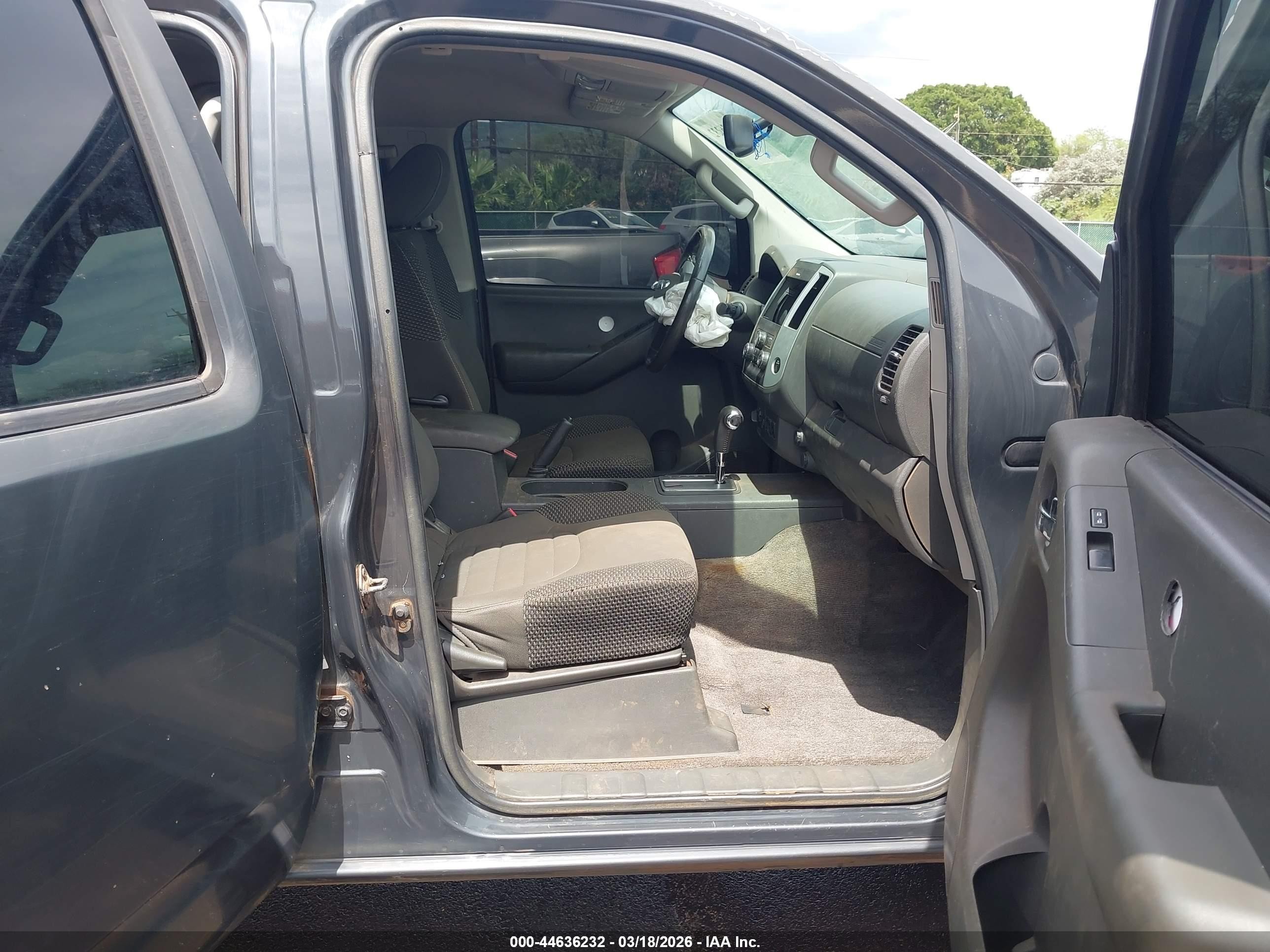 2014 Nissan Frontier Pro-4x/s/sl/sv Серый vin: 1N6AD0EV5EN737330