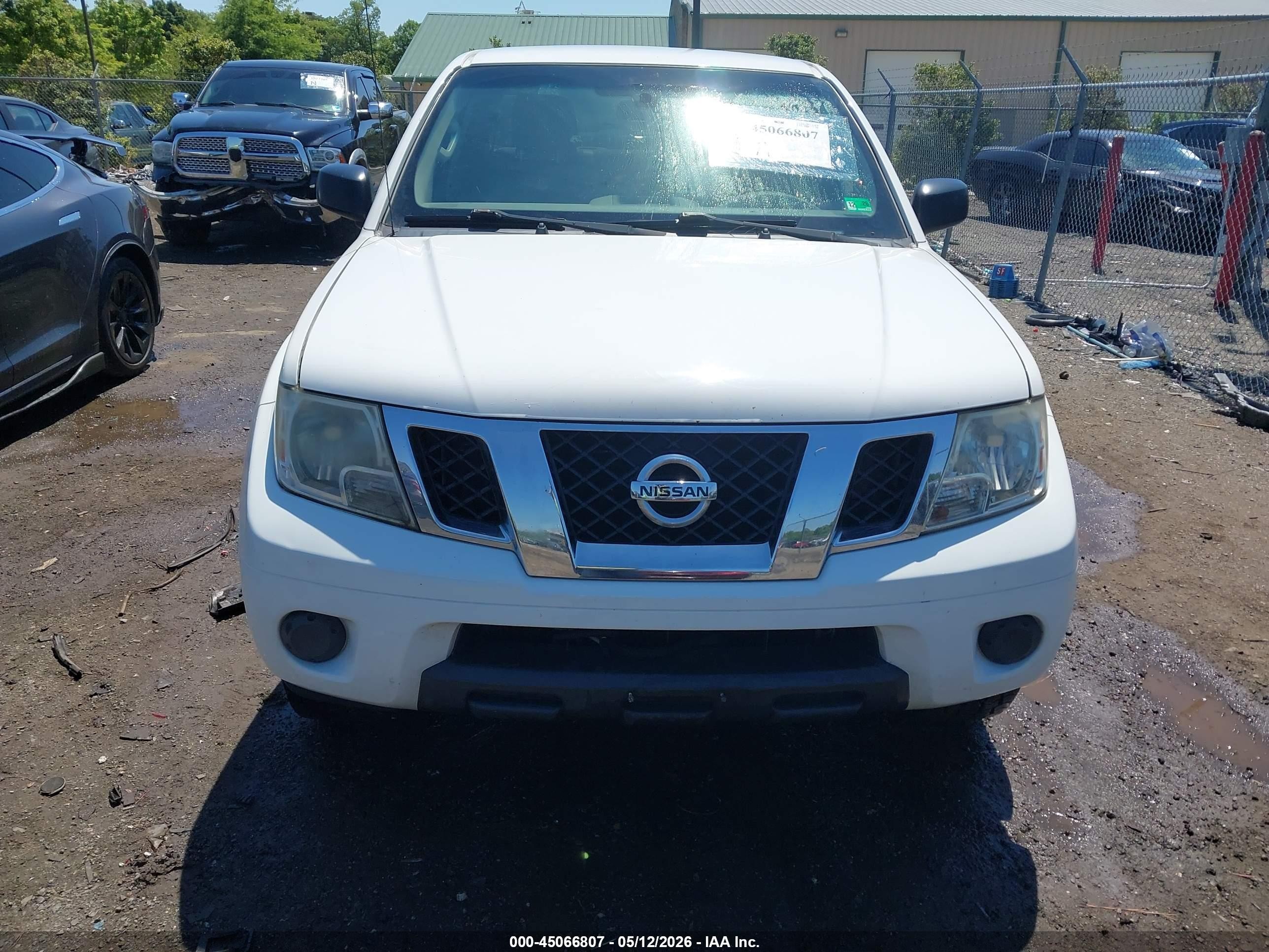2012 Nissan Frontier Sv White vin: 1N6AD0EV6CC462124