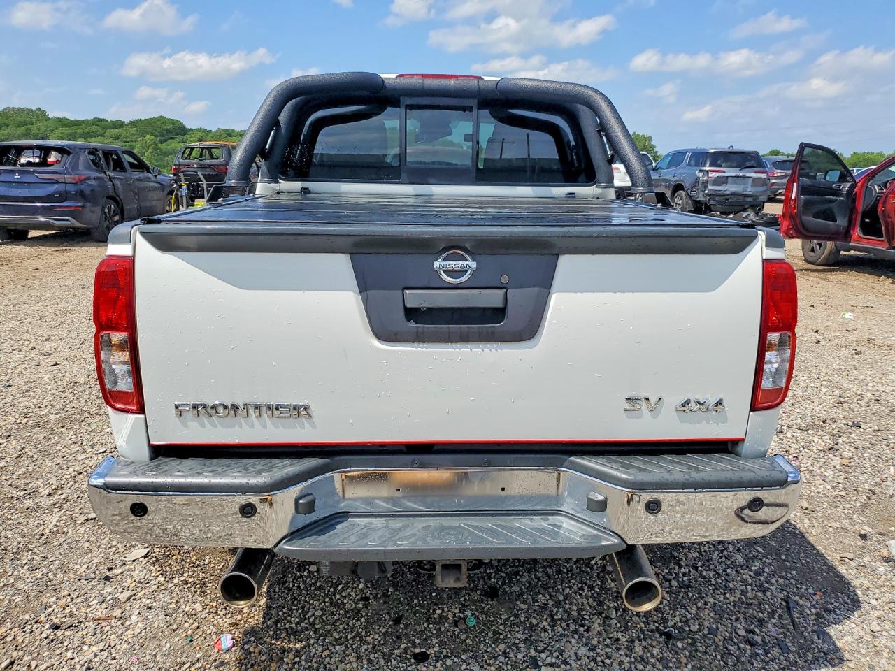 2015 Nissan Frontier S/sv/sl/pro-4x White vin: 1N6AD0EV6FN733868