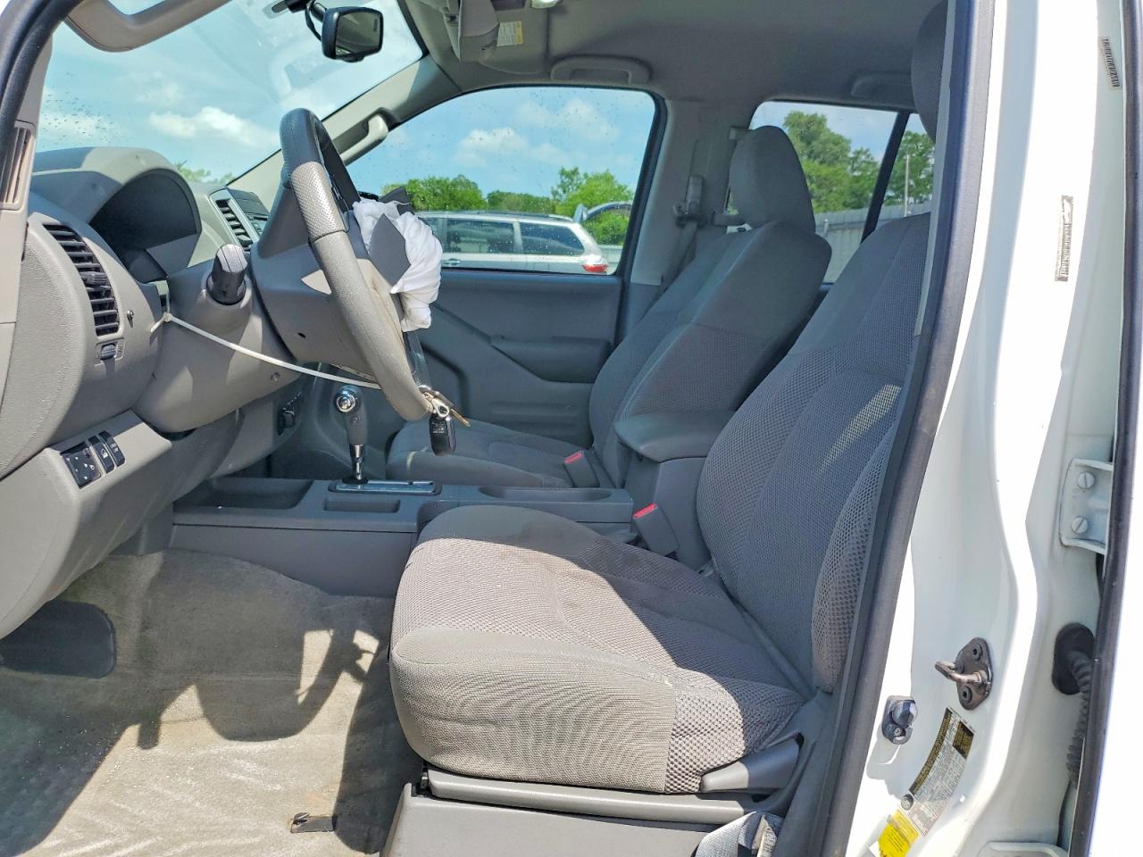2015 Nissan Frontier S/sv/sl/pro-4x White vin: 1N6AD0EV6FN733868