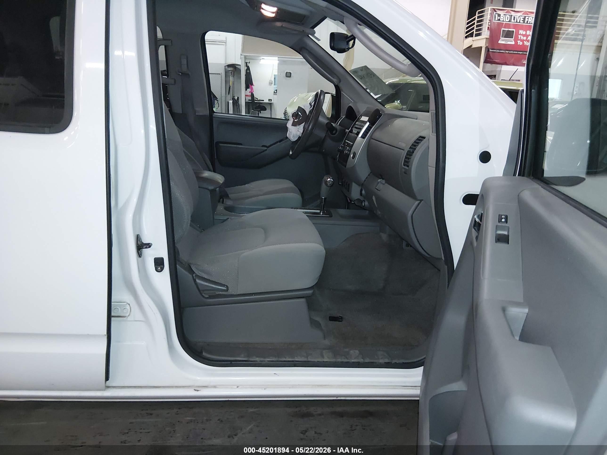 2011 Nissan Frontier Sv White vin: 1N6AD0EV7BC404280