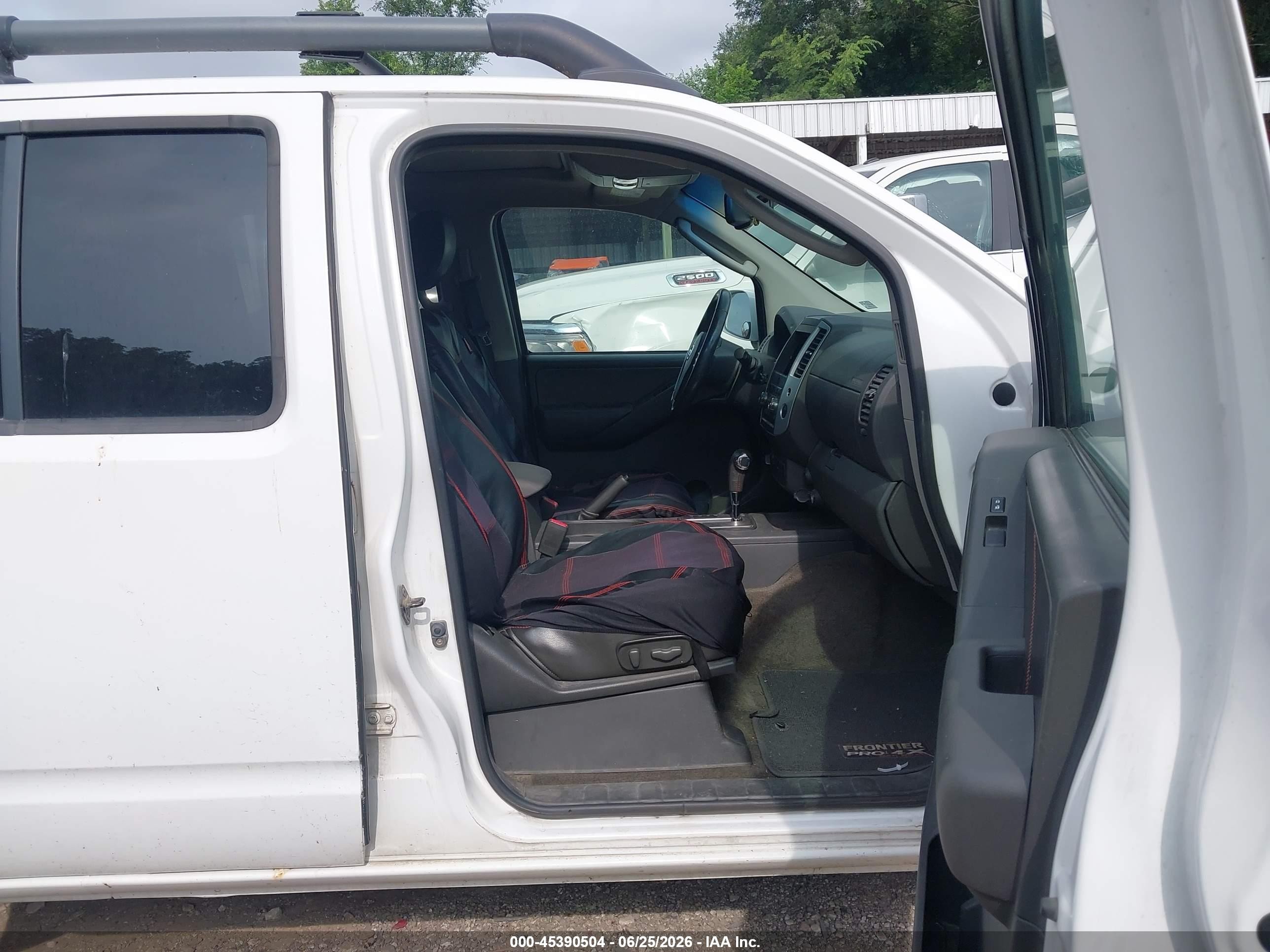 2011 Nissan Frontier Pro-4x Белый vin: 1N6AD0EV7BC448232