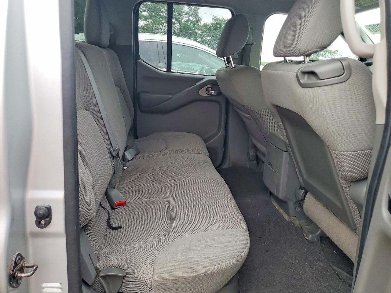 2013 Nissan Frontier S Серебряный vin: 1N6AD0EV7DN760042