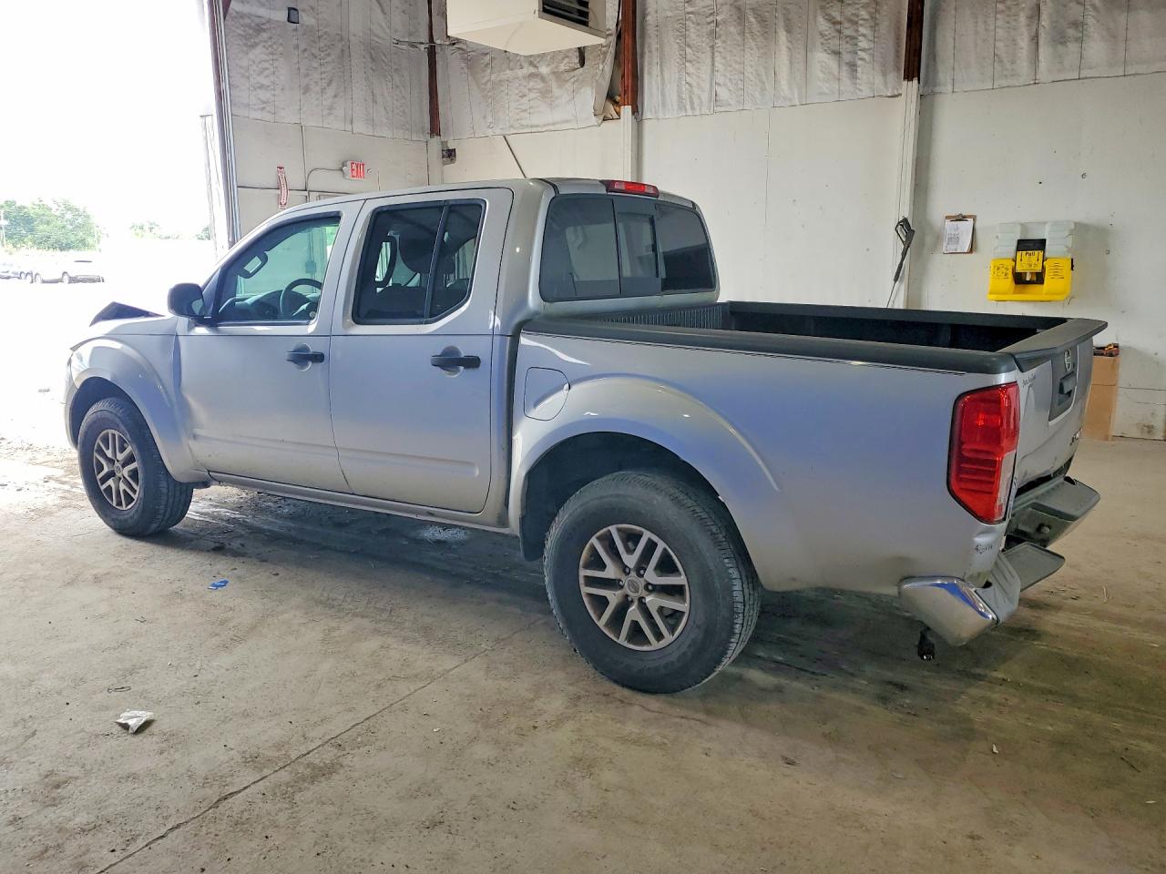 2014 Nissan Frontier Silver vin: 1N6AD0EV7EN710002