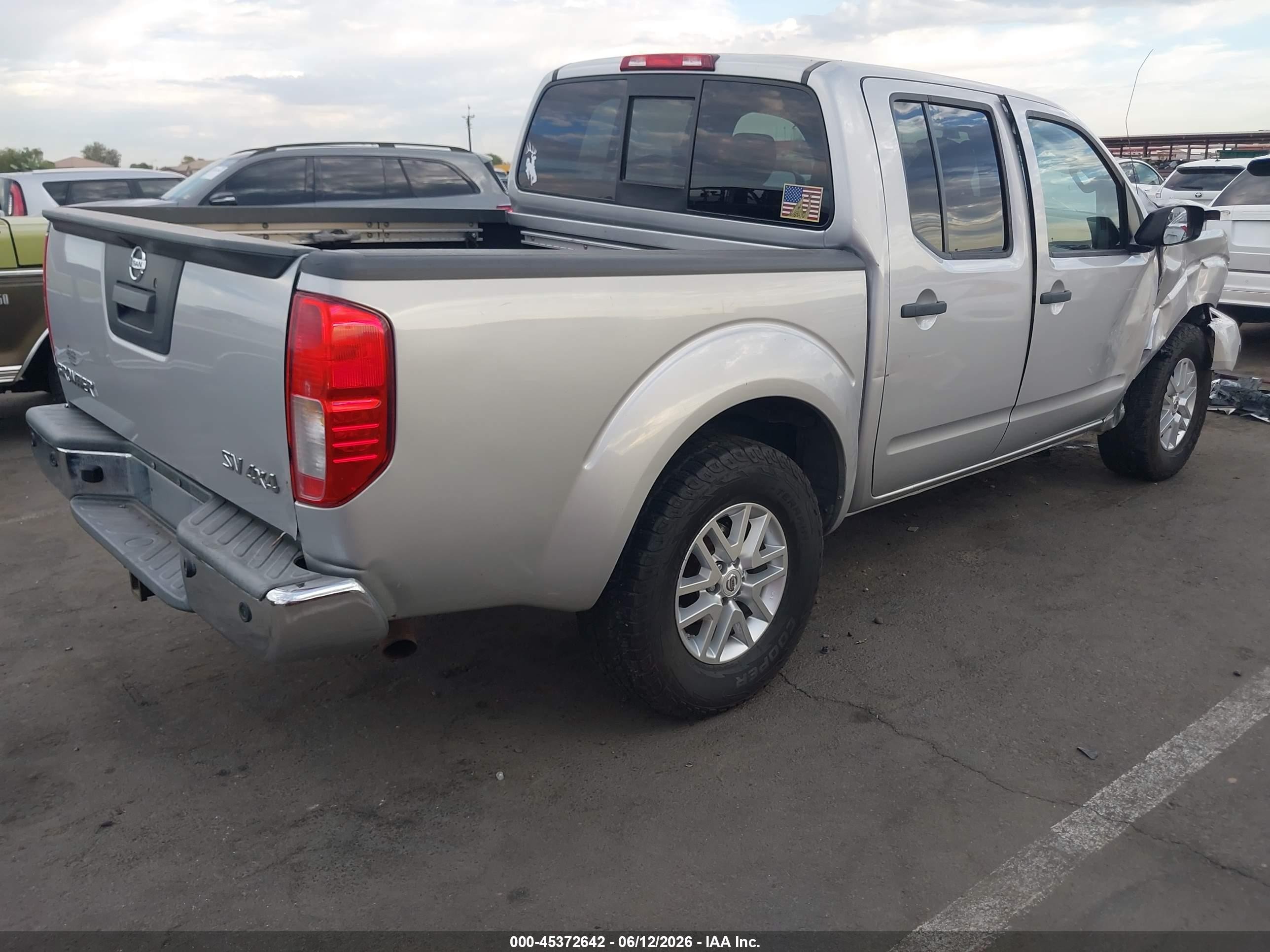 2014 Nissan Frontier Sv Silver vin: 1N6AD0EV7EN718052