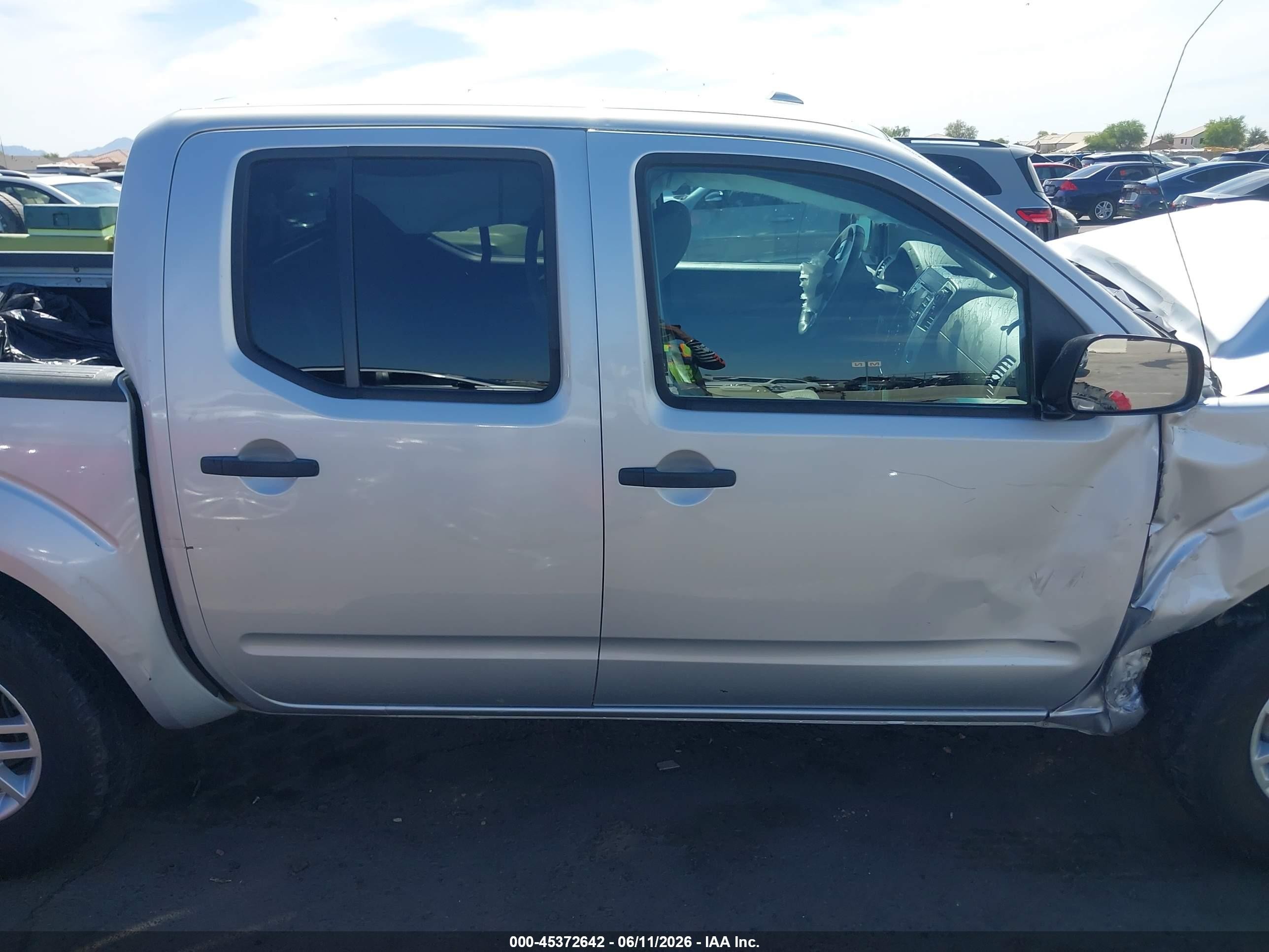 2014 Nissan Frontier Sv Silver vin: 1N6AD0EV7EN718052