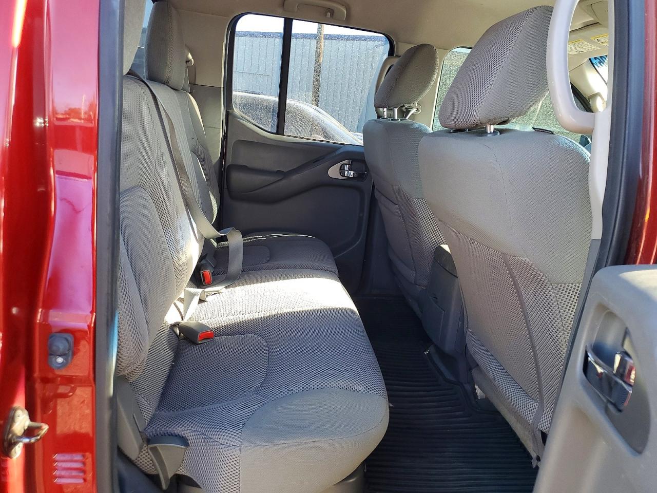 2015 Nissan Frontier S Maroon vin: 1N6AD0EV7FN731109