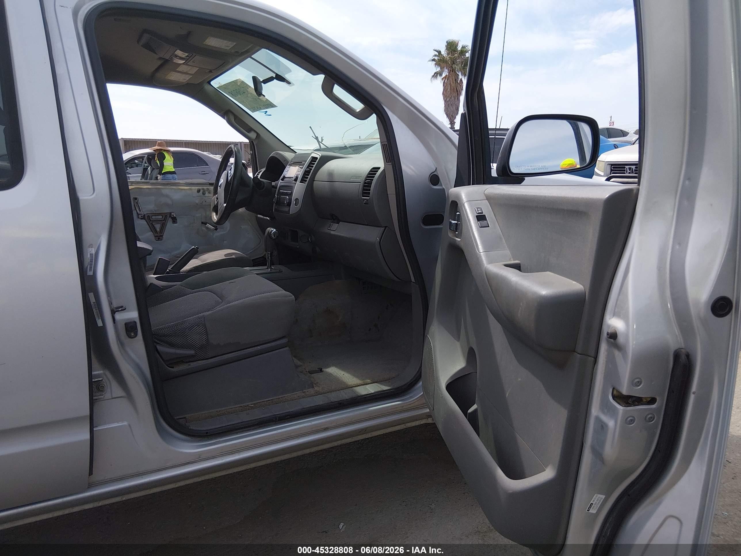 2013 Nissan Frontier Sv Silver vin: 1N6AD0EV8DN722772