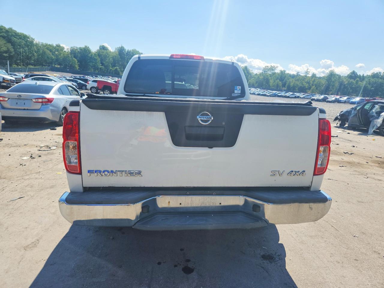 2015 Nissan Frontier Sv White vin: 1N6AD0EV8FN716005