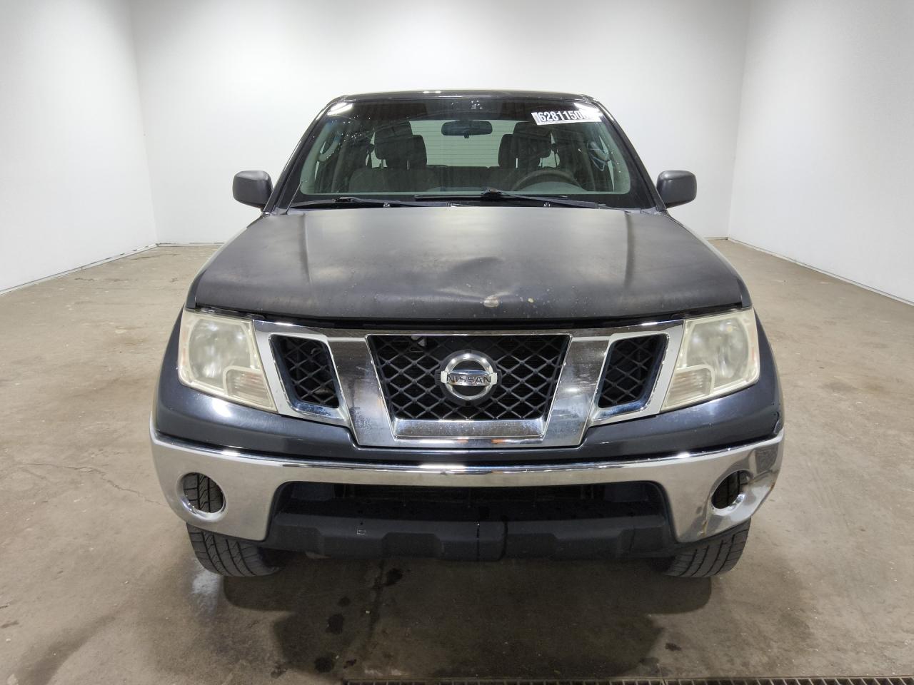 2011 Nissan Frontier S Charcoal vin: 1N6AD0EV9BC403843 Damage: Grille, Multiple Scratches Light, 4