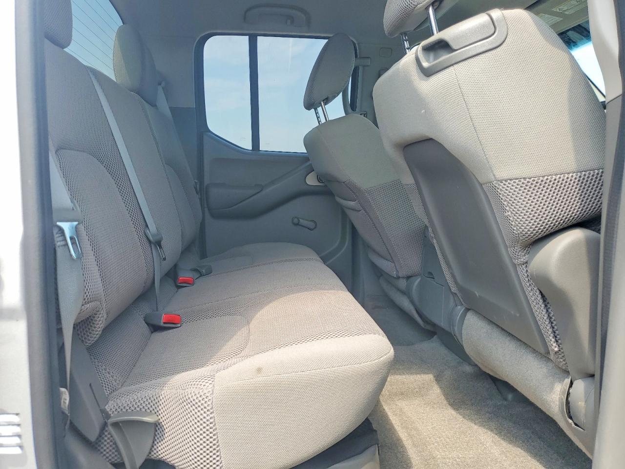 2011 Nissan Frontier S Серебряный vin: 1N6AD0EV9BC425163