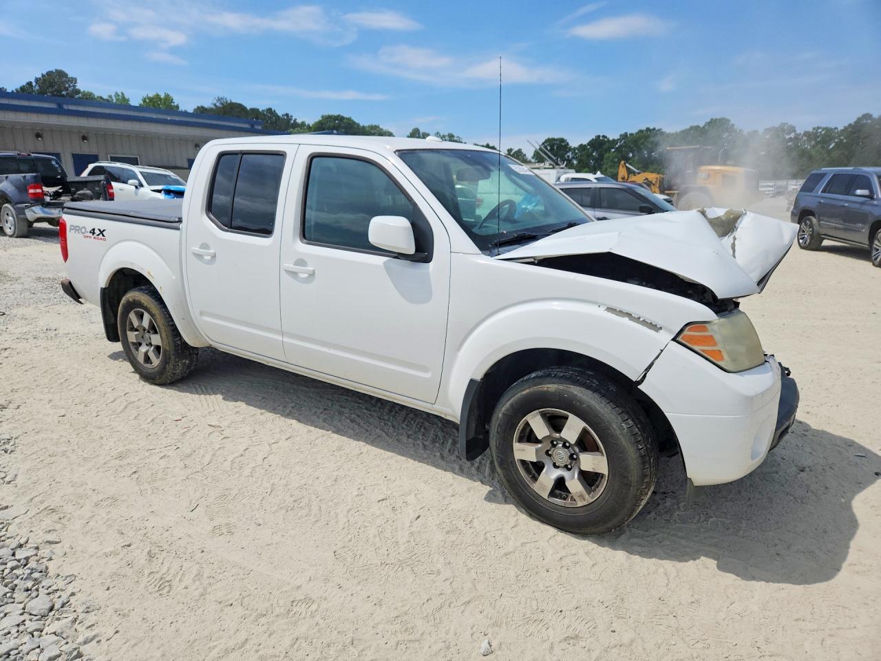2011 Nissan Frontier S White vin: 1N6AD0EV9BC440939