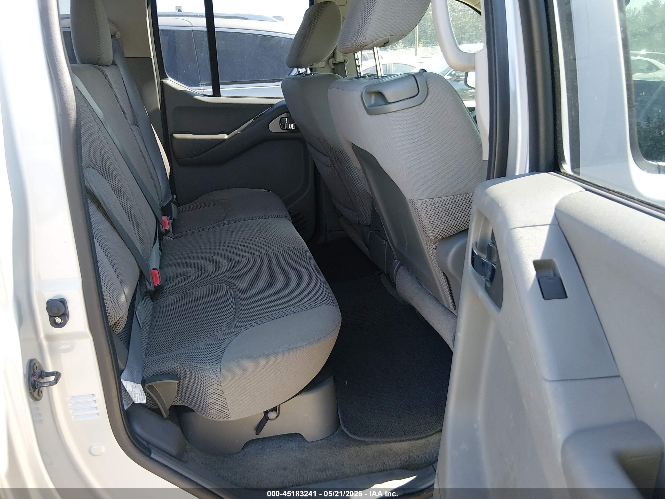 2013 Nissan Frontier Sv Silver vin: 1N6AD0EV9DN711182