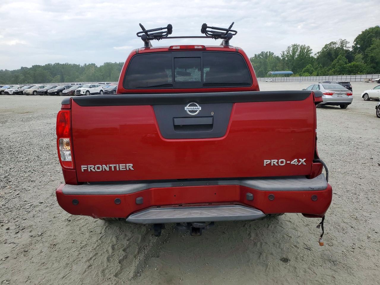 2015 Nissan Frontier Pro-4x Burgundy vin: 1N6AD0EV9FN713811