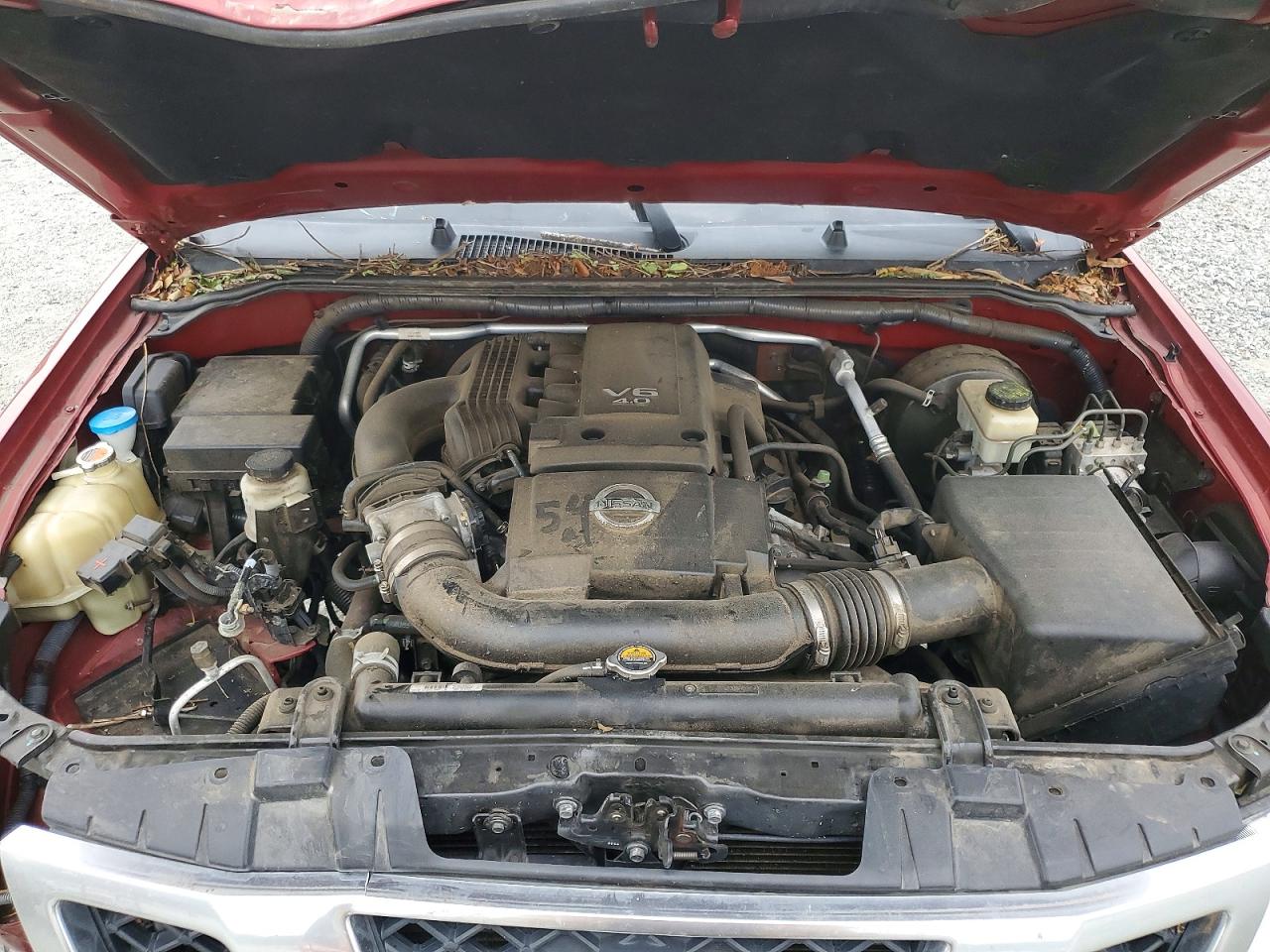 2015 Nissan Frontier Pro-4x Burgundy vin: 1N6AD0EV9FN713811