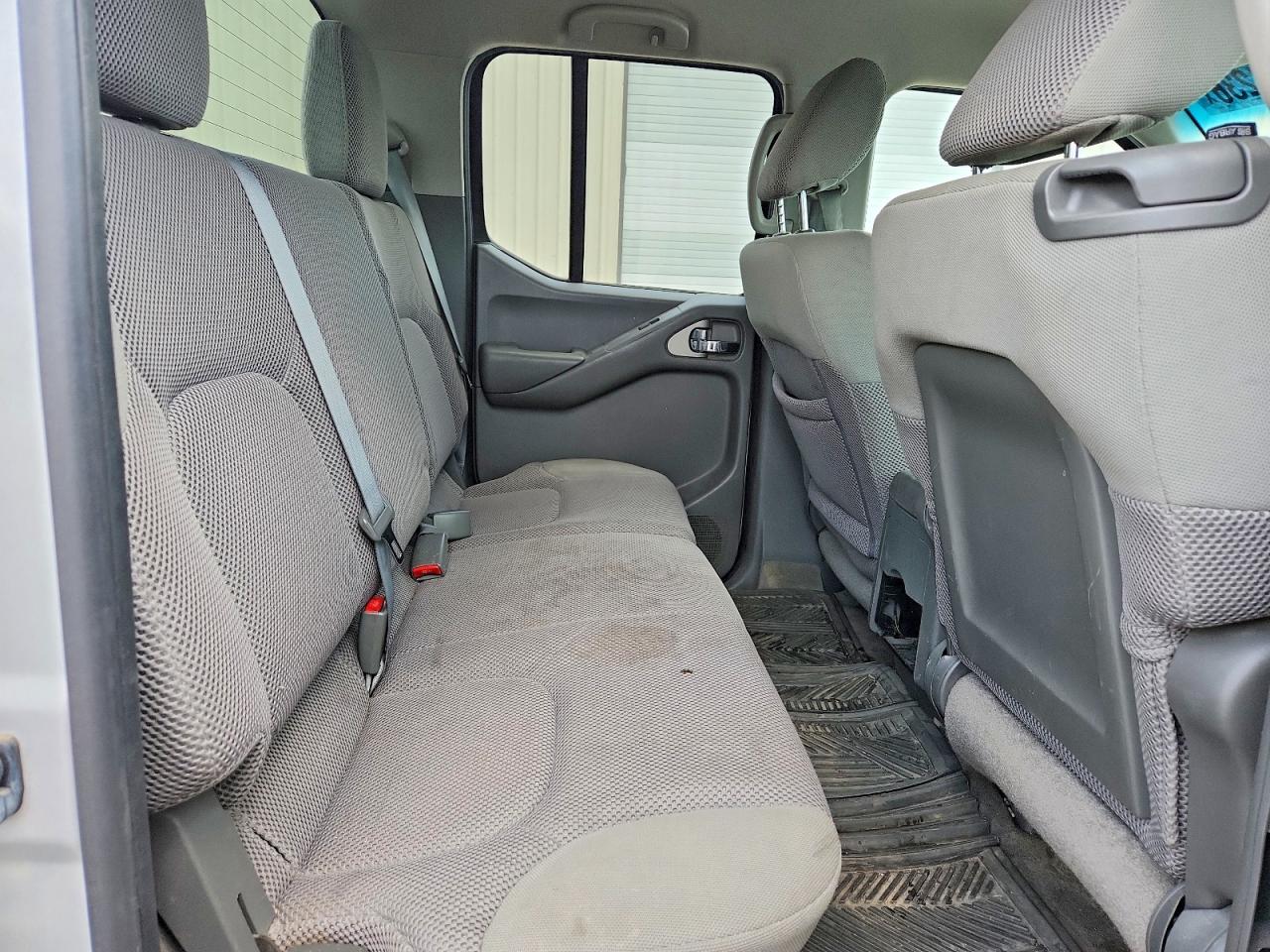 2012 Nissan Frontier S Серебряный vin: 1N6AD0EVXCC432978