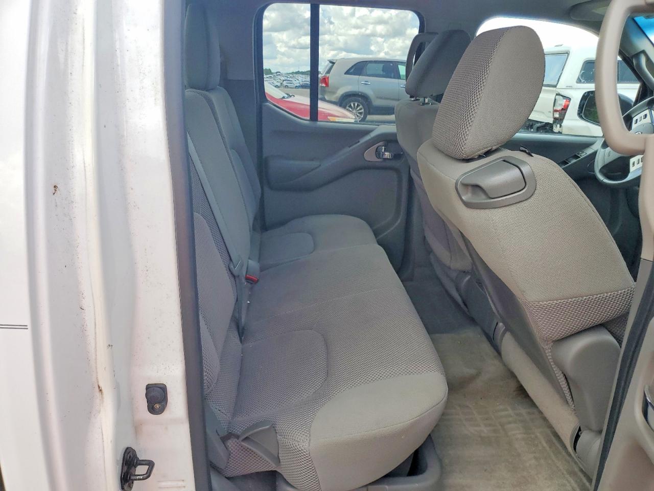 2012 Nissan Frontier S White vin: 1N6AD0EVXCC448078