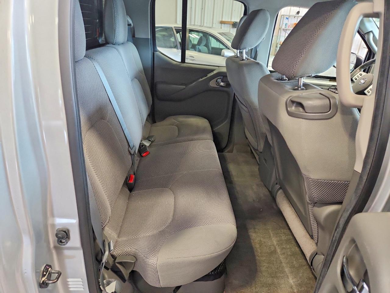 2013 Nissan Frontier S Silver vin: 1N6AD0EVXDN721459