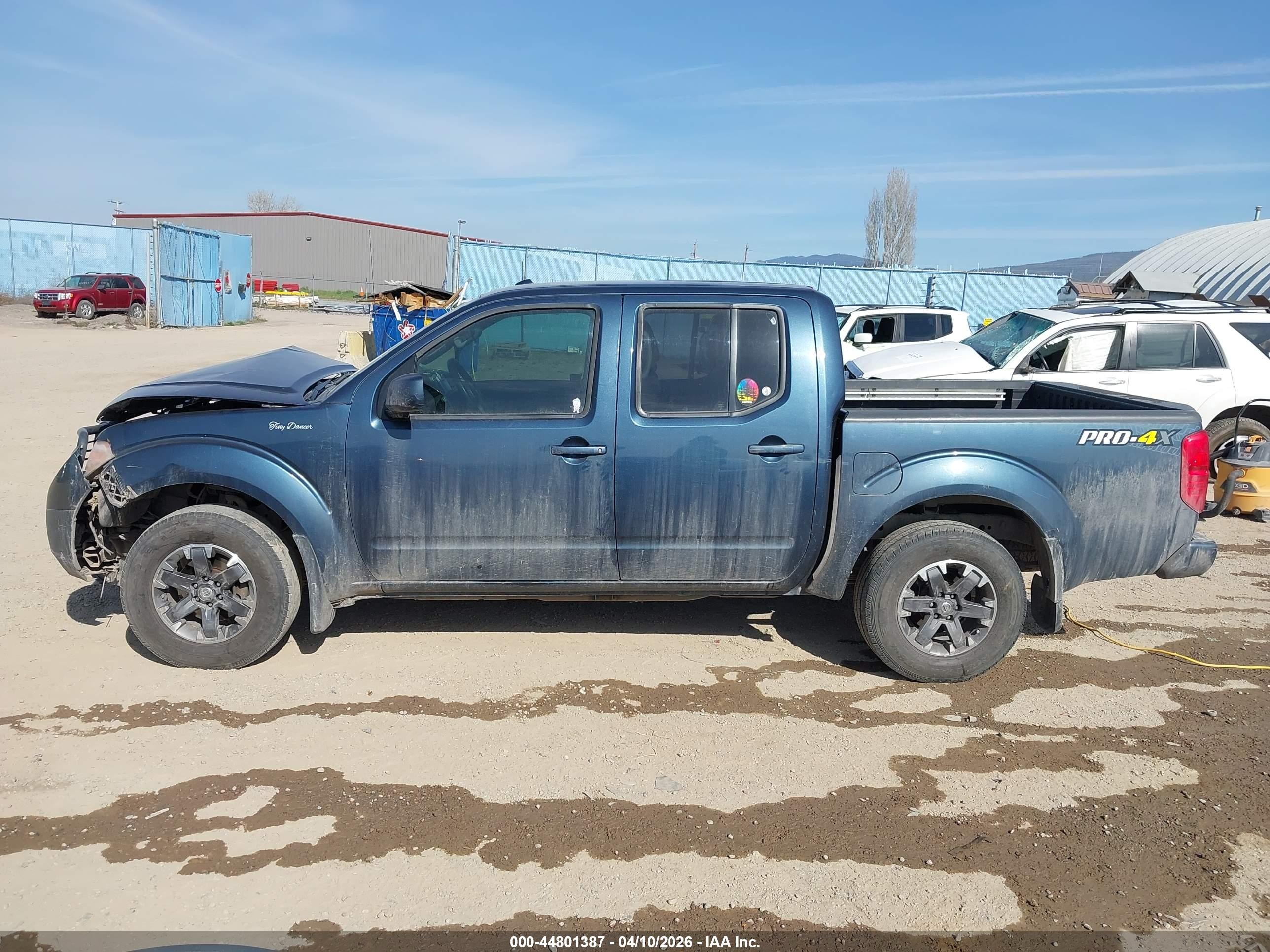 2014 Nissan Frontier Pro-4x Dark Blue vin: 1N6AD0EVXEN715470