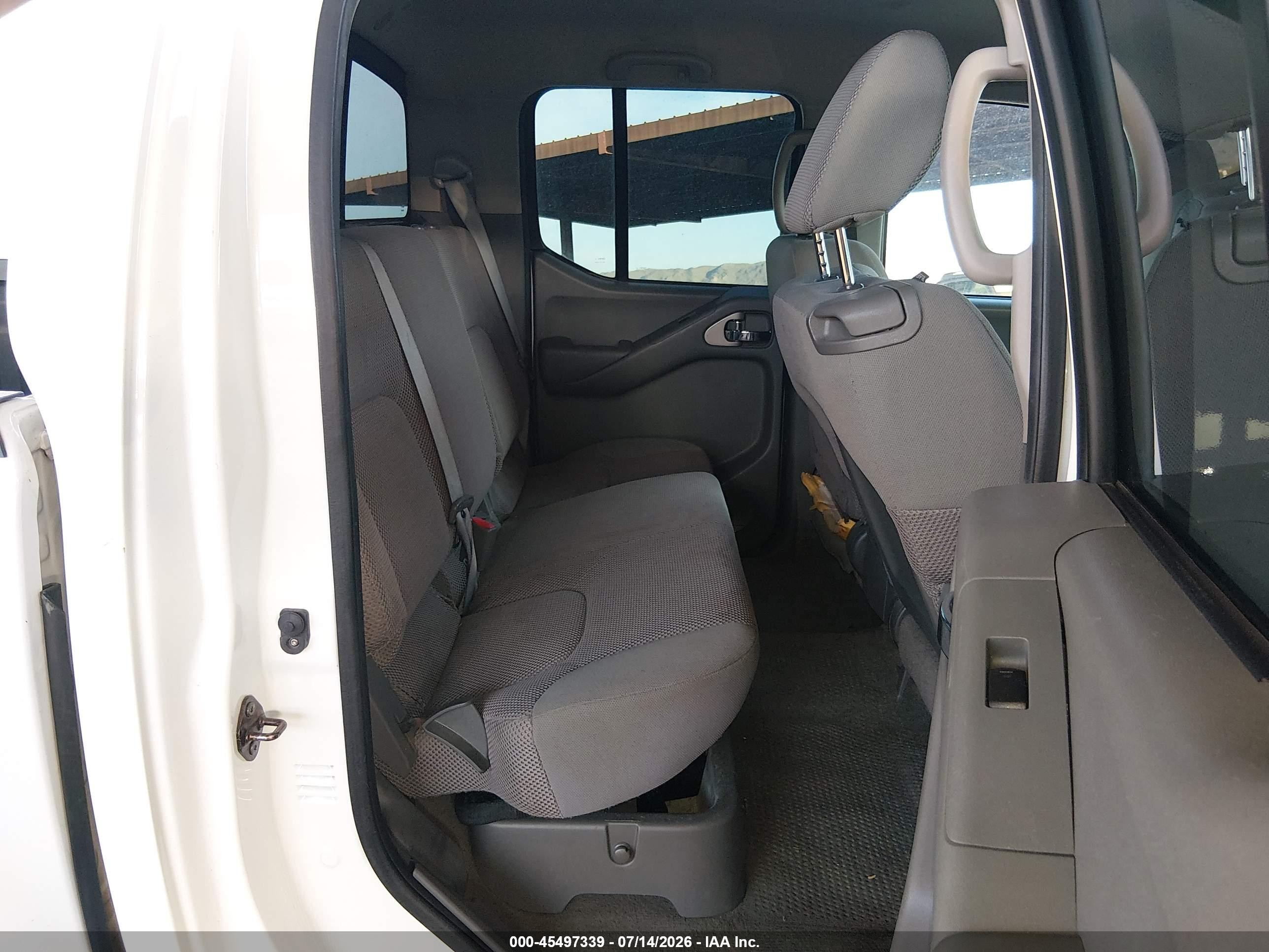 2014 Nissan Frontier Sv White vin: 1N6AD0EVXEN744516