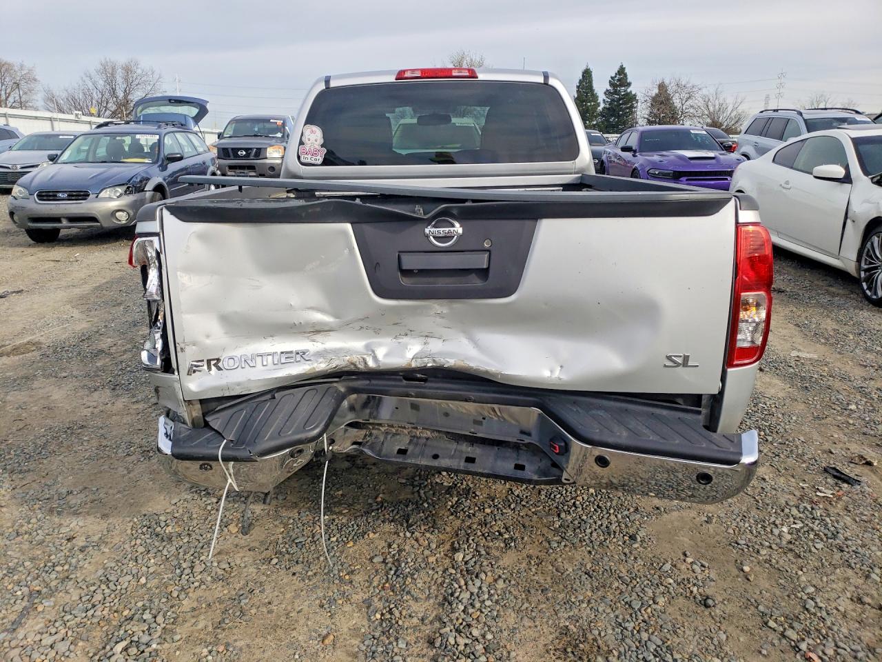 2013 Nissan Frontier Sv Silver vin: 1N6AD0FR2DN738502