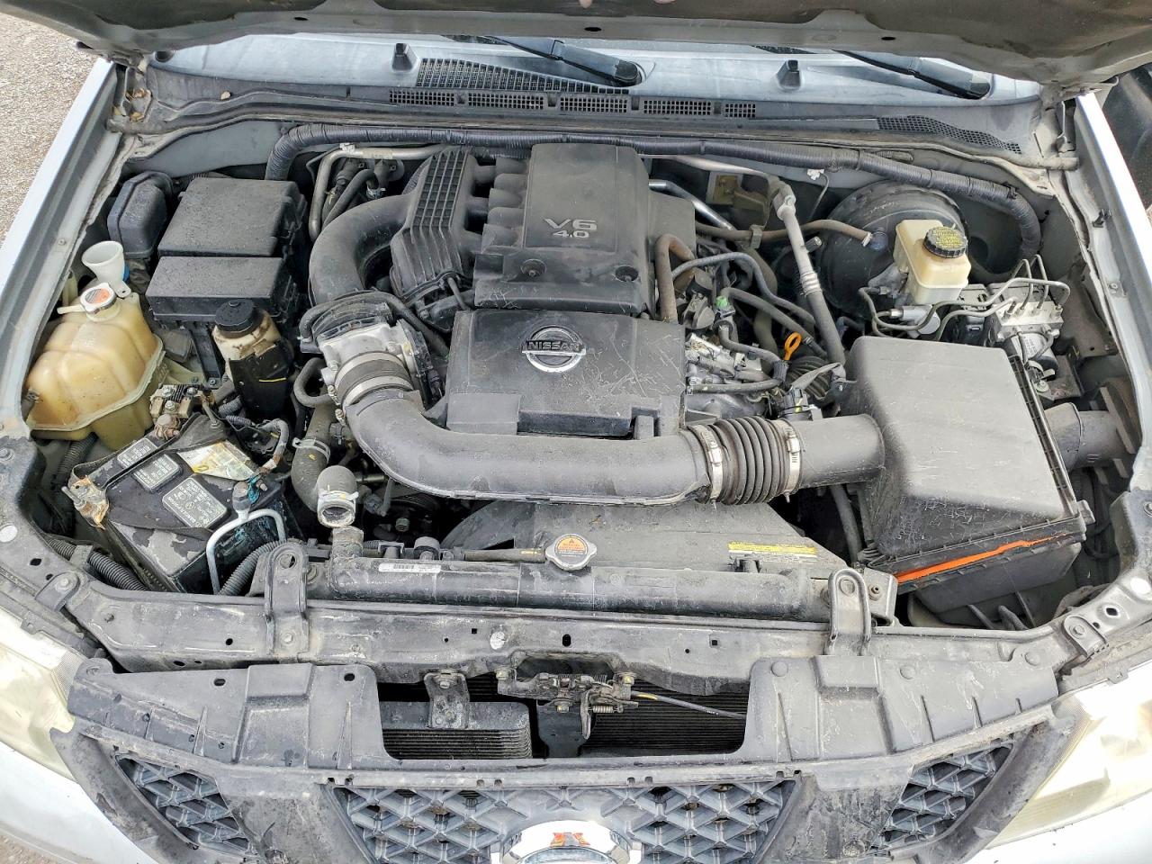 2015 Nissan Frontier Sv Серебряный vin: 1N6AD0FR7FN749630