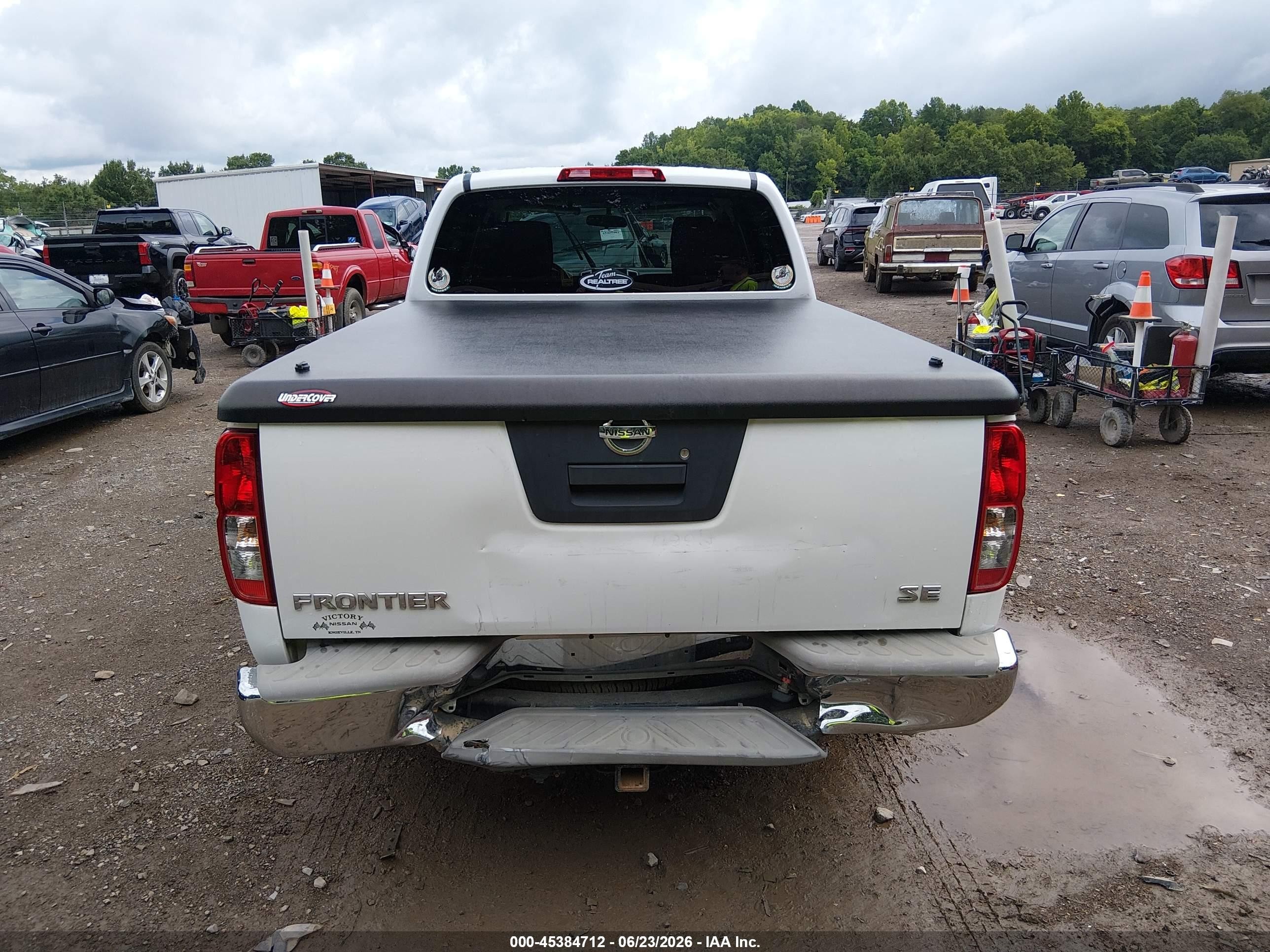 2010 Nissan Frontier Se White vin: 1N6AD0FR8AC432203
