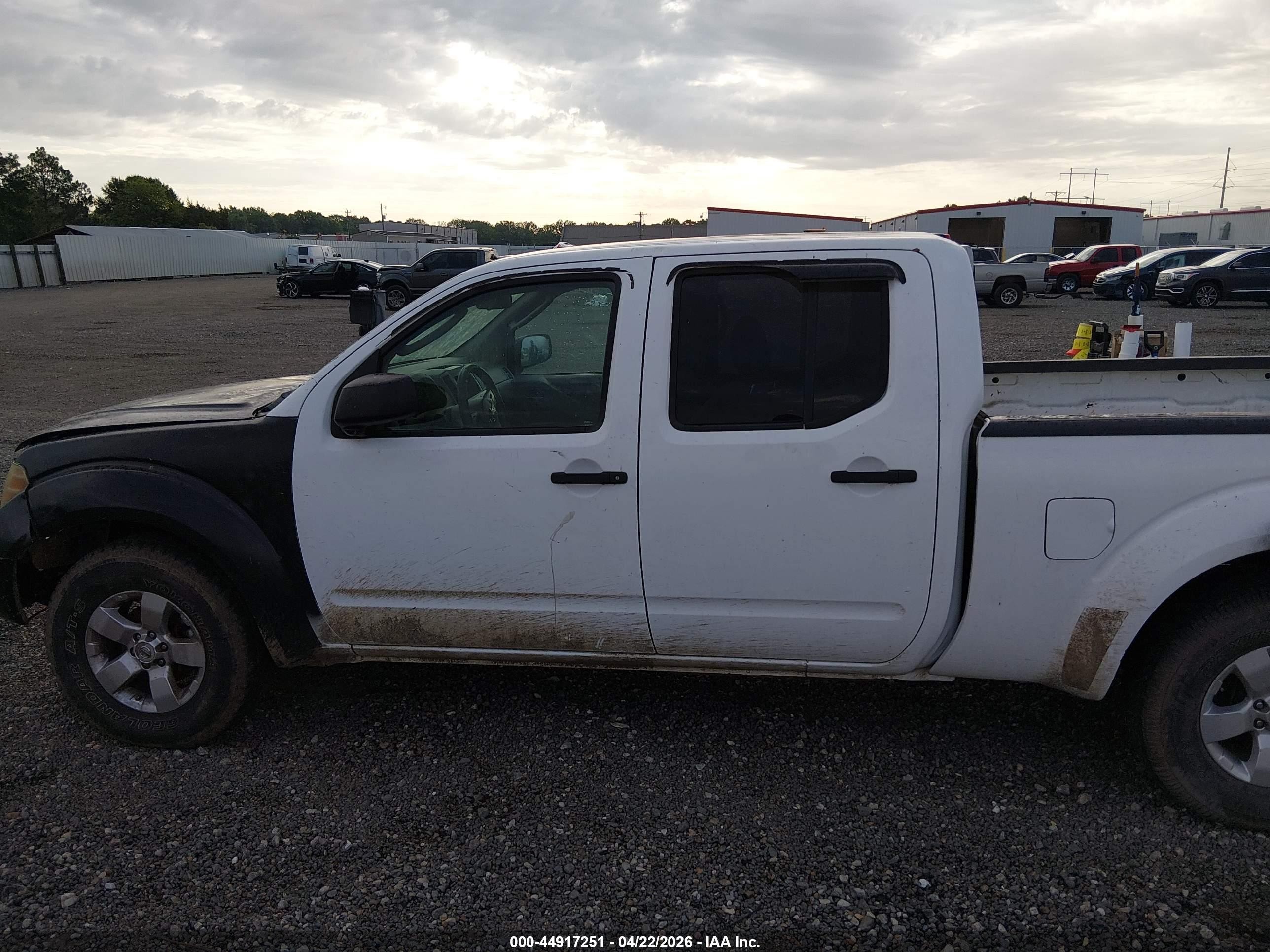 2011 Nissan Frontier Sv Белый vin: 1N6AD0FRXBC439767