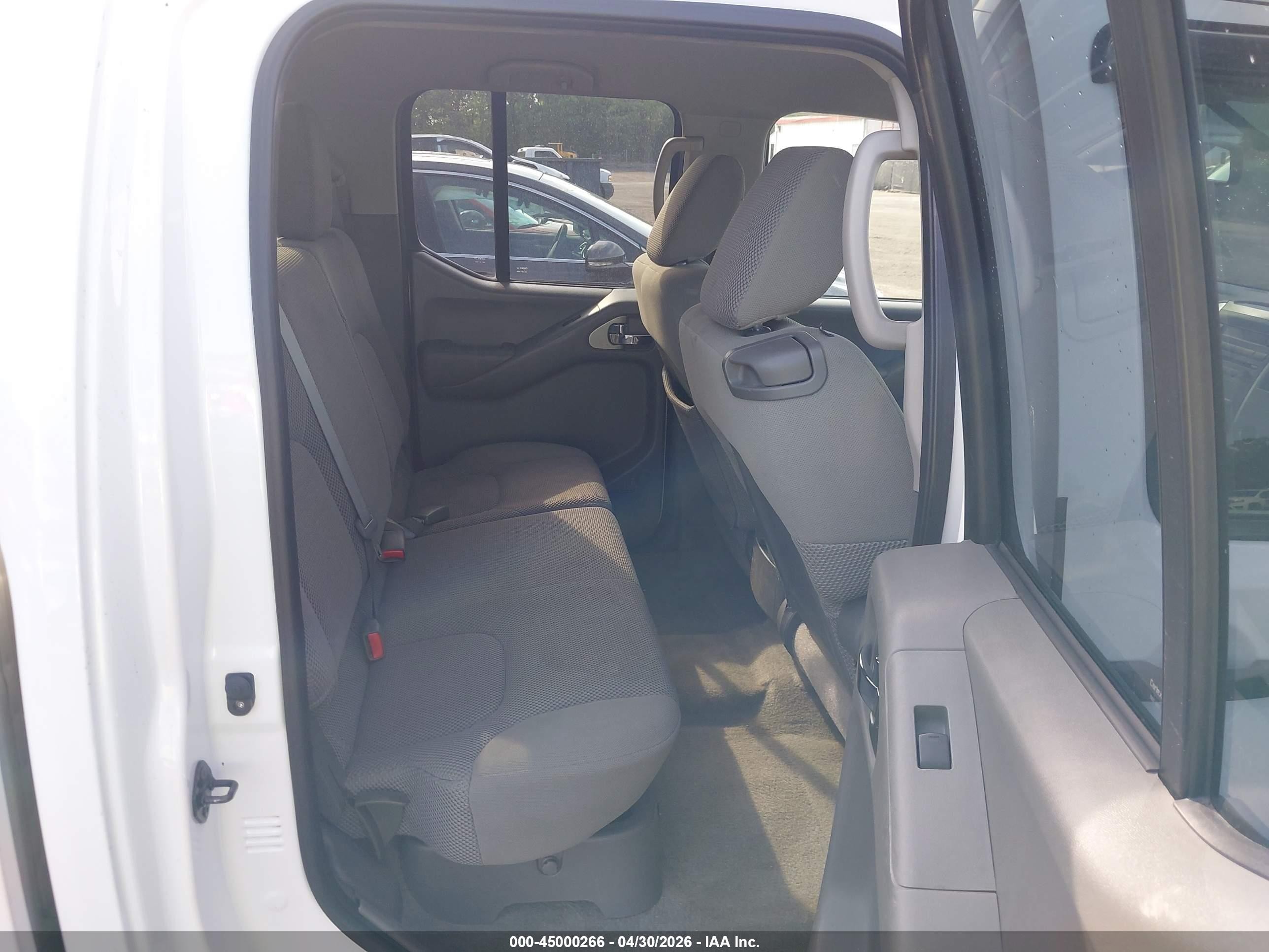 2012 Nissan Frontier Sv White vin: 1N6AD0FV0CC416822