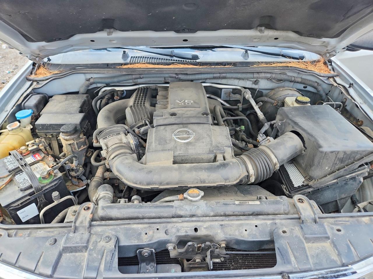 2011 Nissan Frontier Sv V6 Silver vin: 1N6AD0FV4BC438076