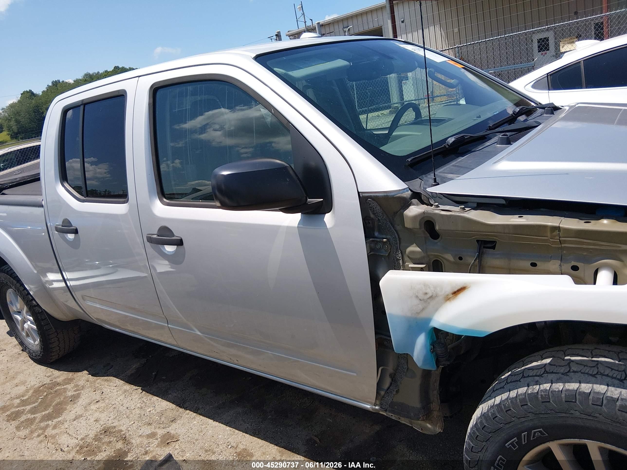 2015 Nissan Frontier Sv Silver vin: 1N6AD0FV7FN703115