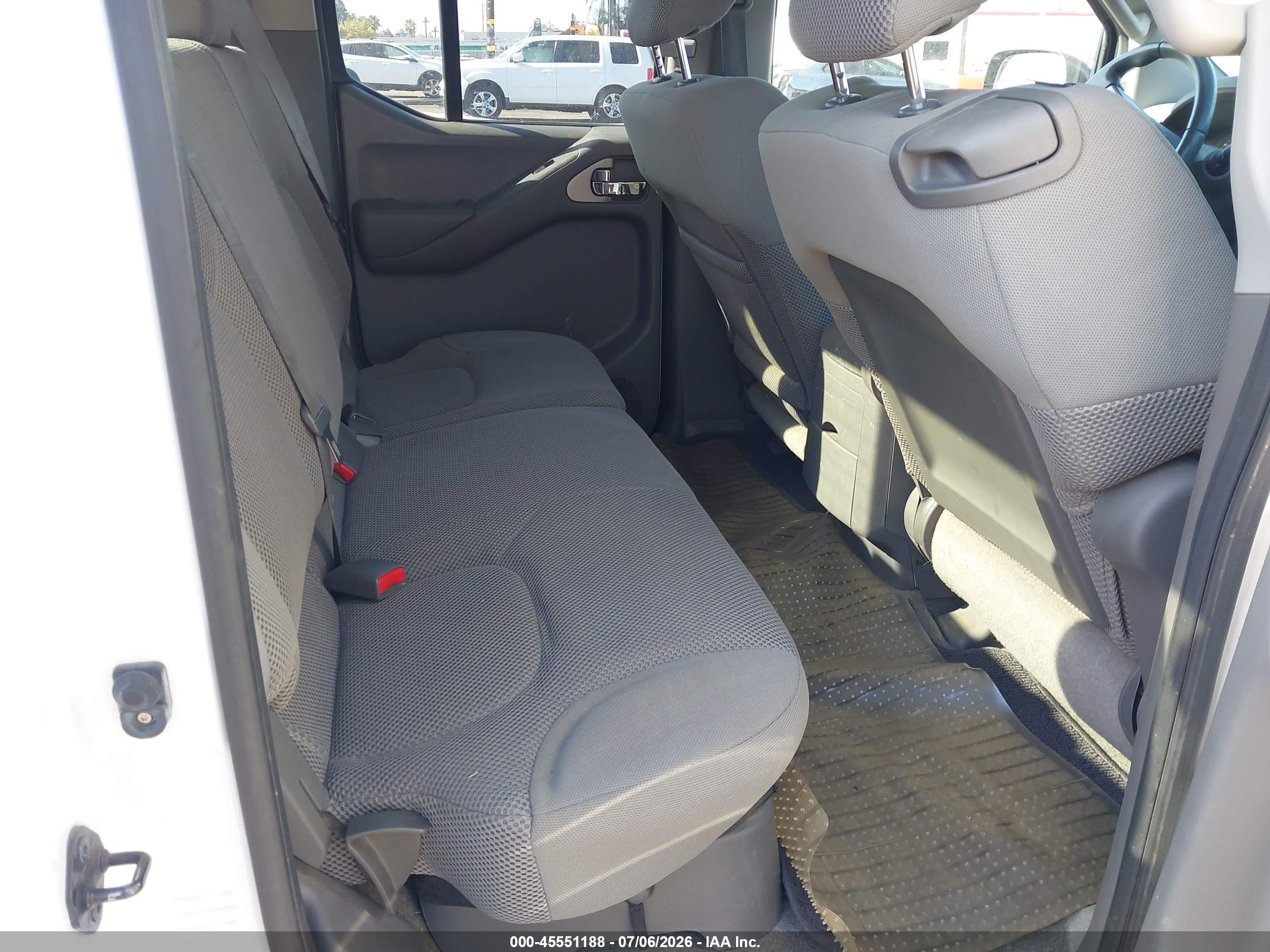 2012 Nissan Frontier Sv White vin: 1N6AD0FV9CC413580