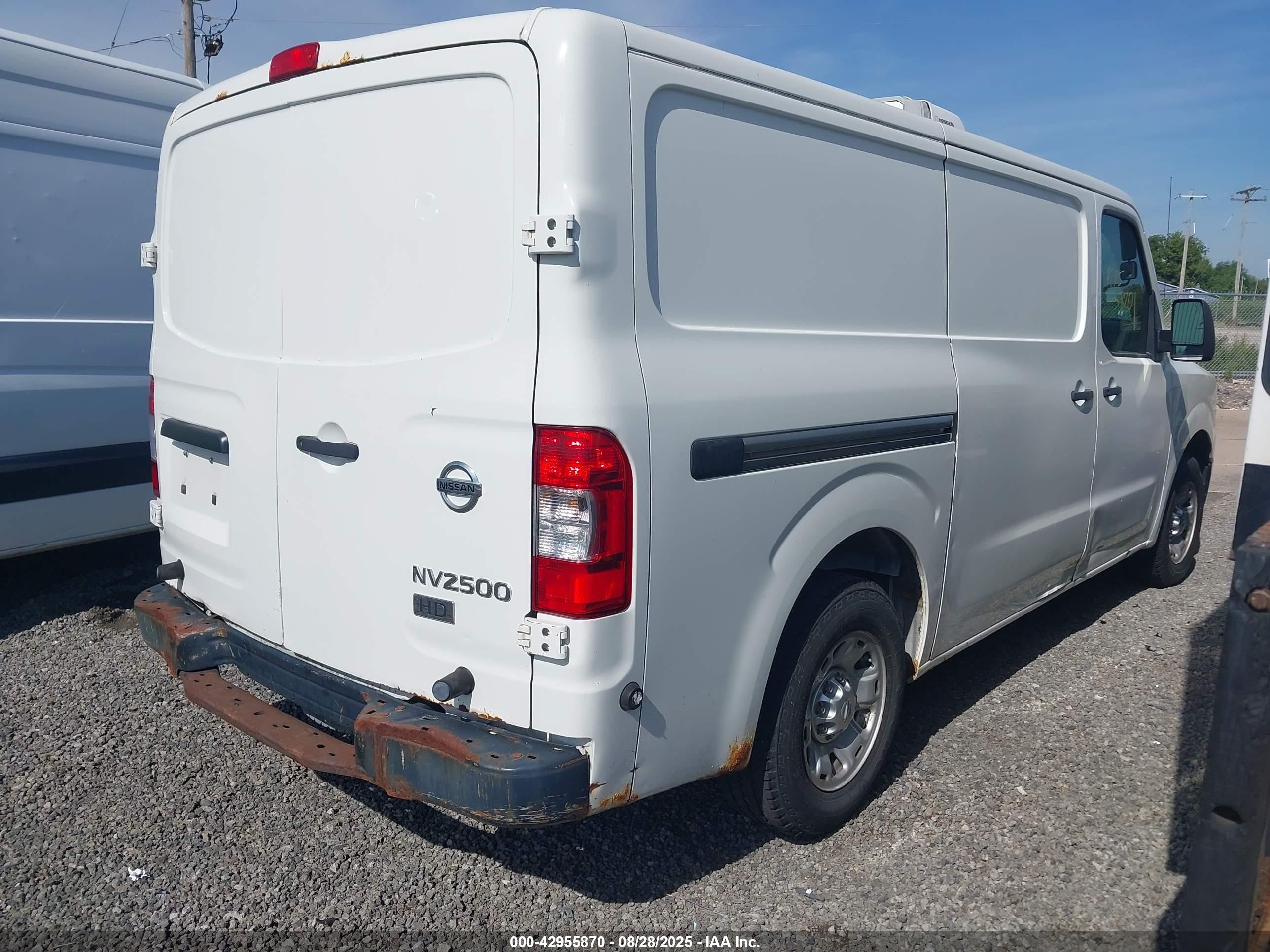 2012 Nissan Nv 2500 Nv2500 Hd S V8 White vin: 1N6AF0KX9CN101720