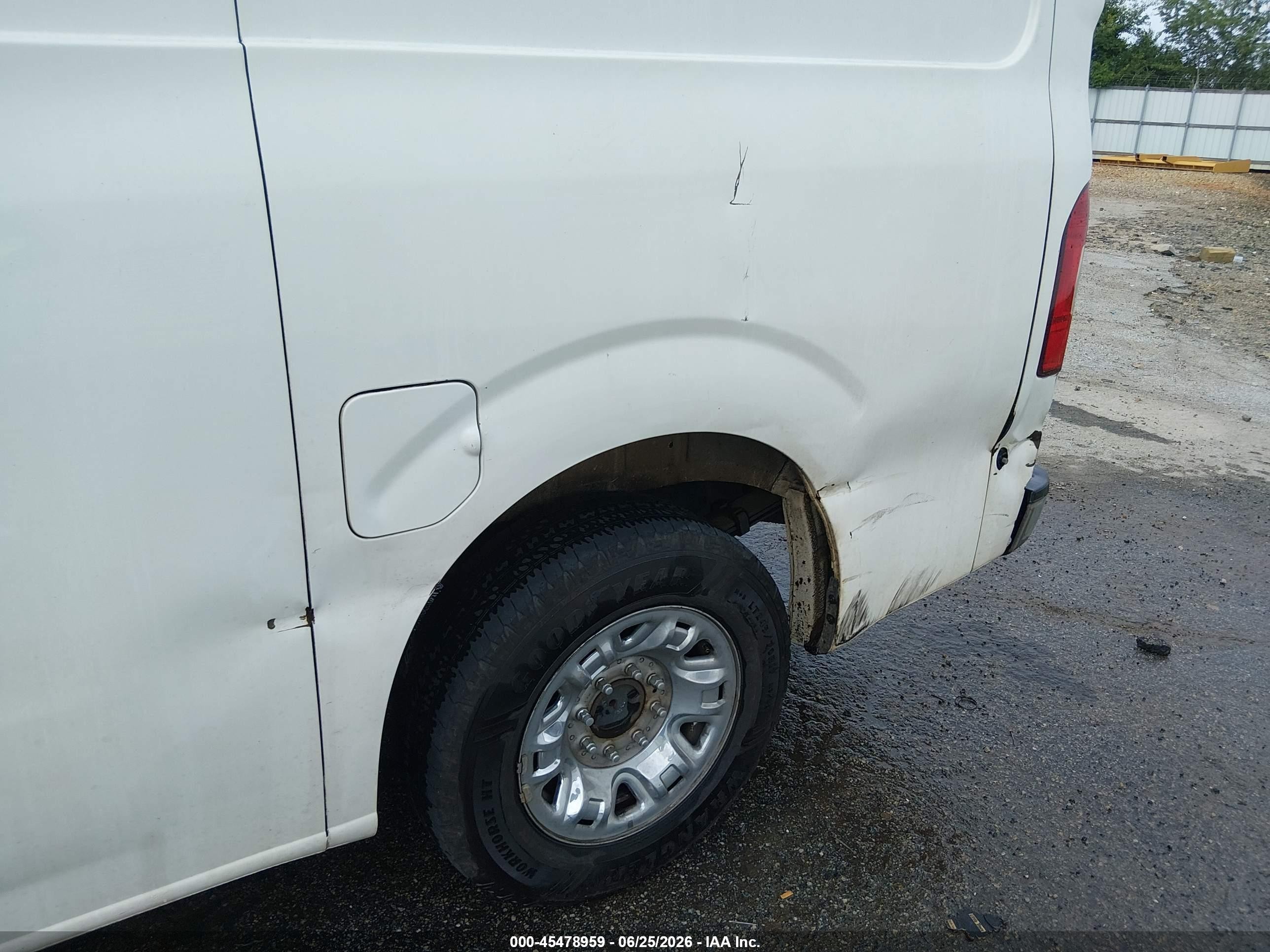 2015 Nissan Nv Cargo Nv2500 Hd Sl V8 White vin: 1N6AF0KY1FN802460