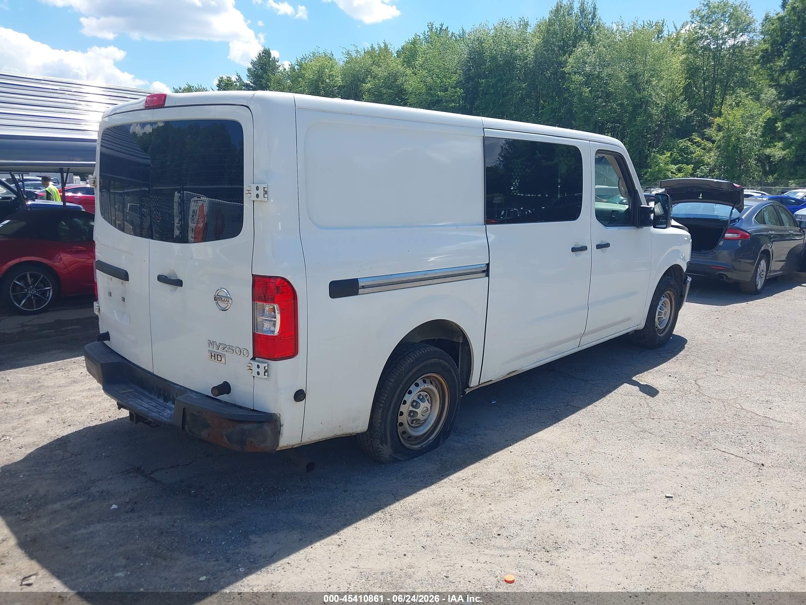 2015 Nissan Nv Cargo Nv2500 Hd S V8 White vin: 1N6AF0KY3FN809412