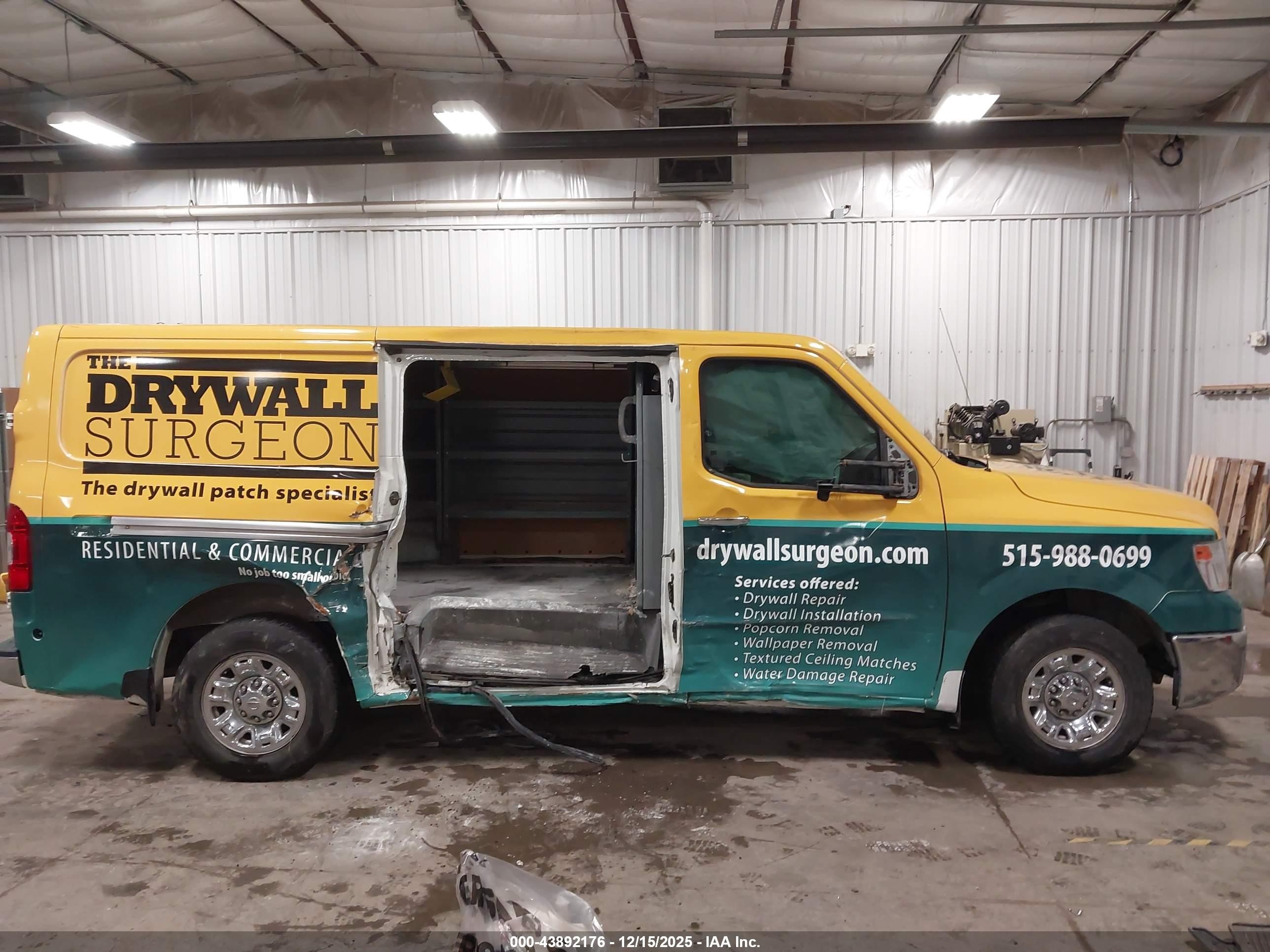 2014 Nissan Nv Cargo Nv2500 Hd Sv V8 Зеленый vin: 1N6AF0KY4EN111096