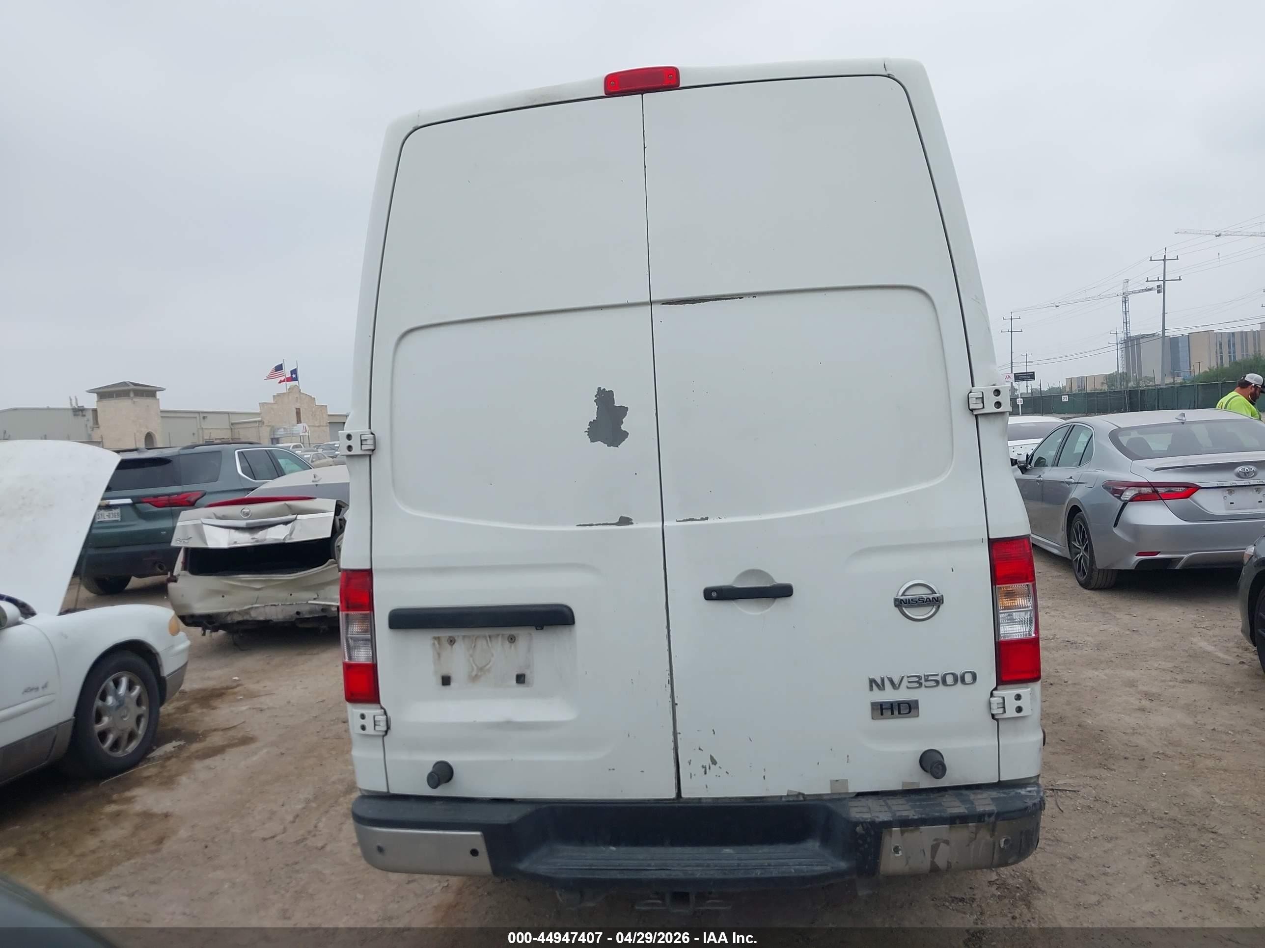 2013 Nissan Nv Cargo Nv3500 Hd Sv V8 Yellow vin: 1N6AF0LY9DN109972
