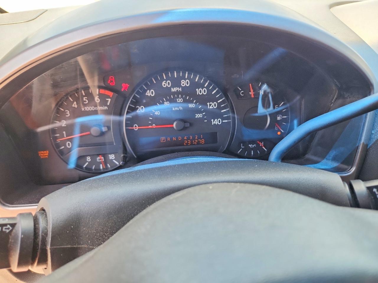 2005 Nissan Titan Xe Red vin: 1N6BA06A45N523776