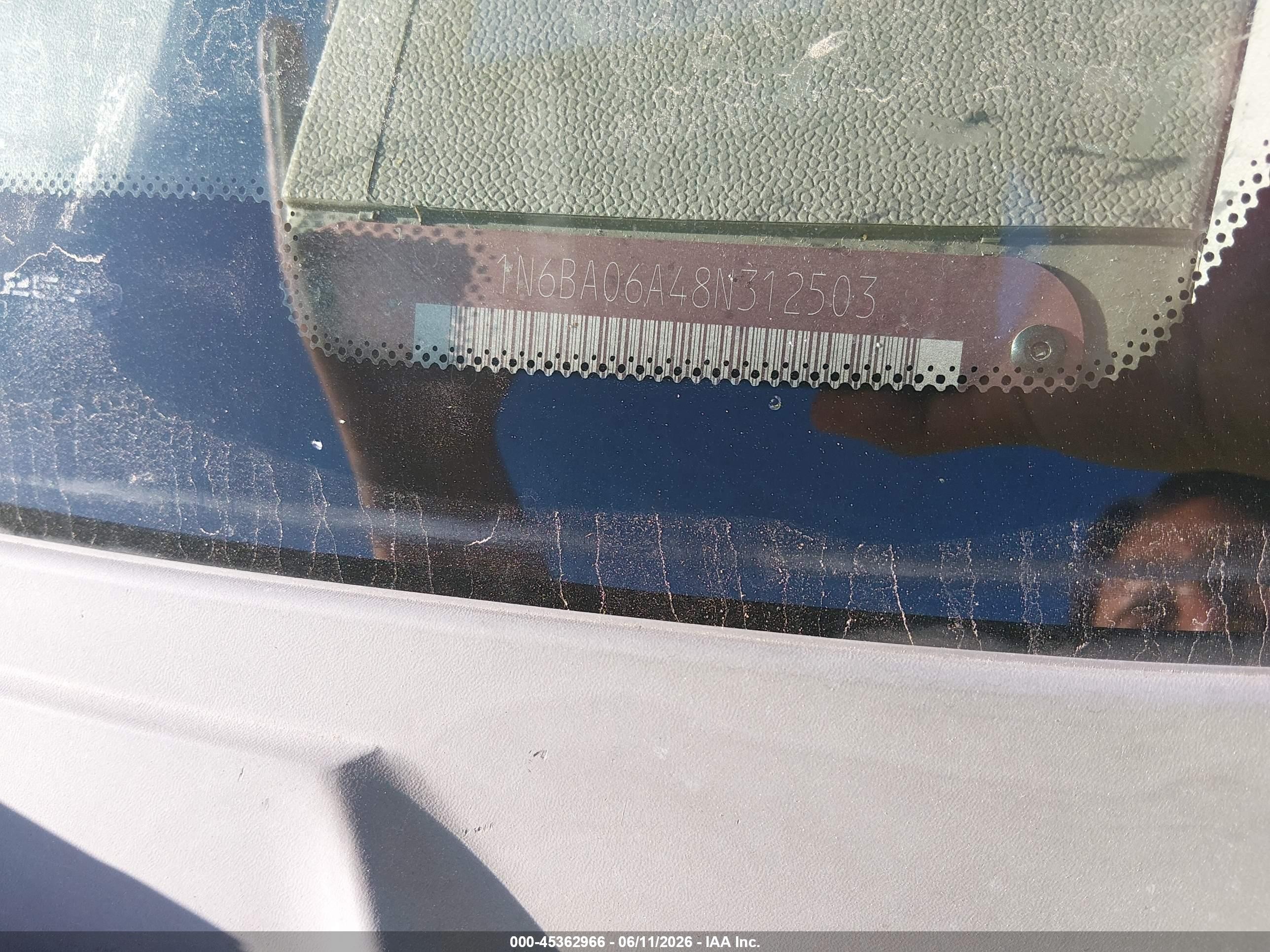 2008 Nissan Titan Xe Белый vin: 1N6BA06A48N312503