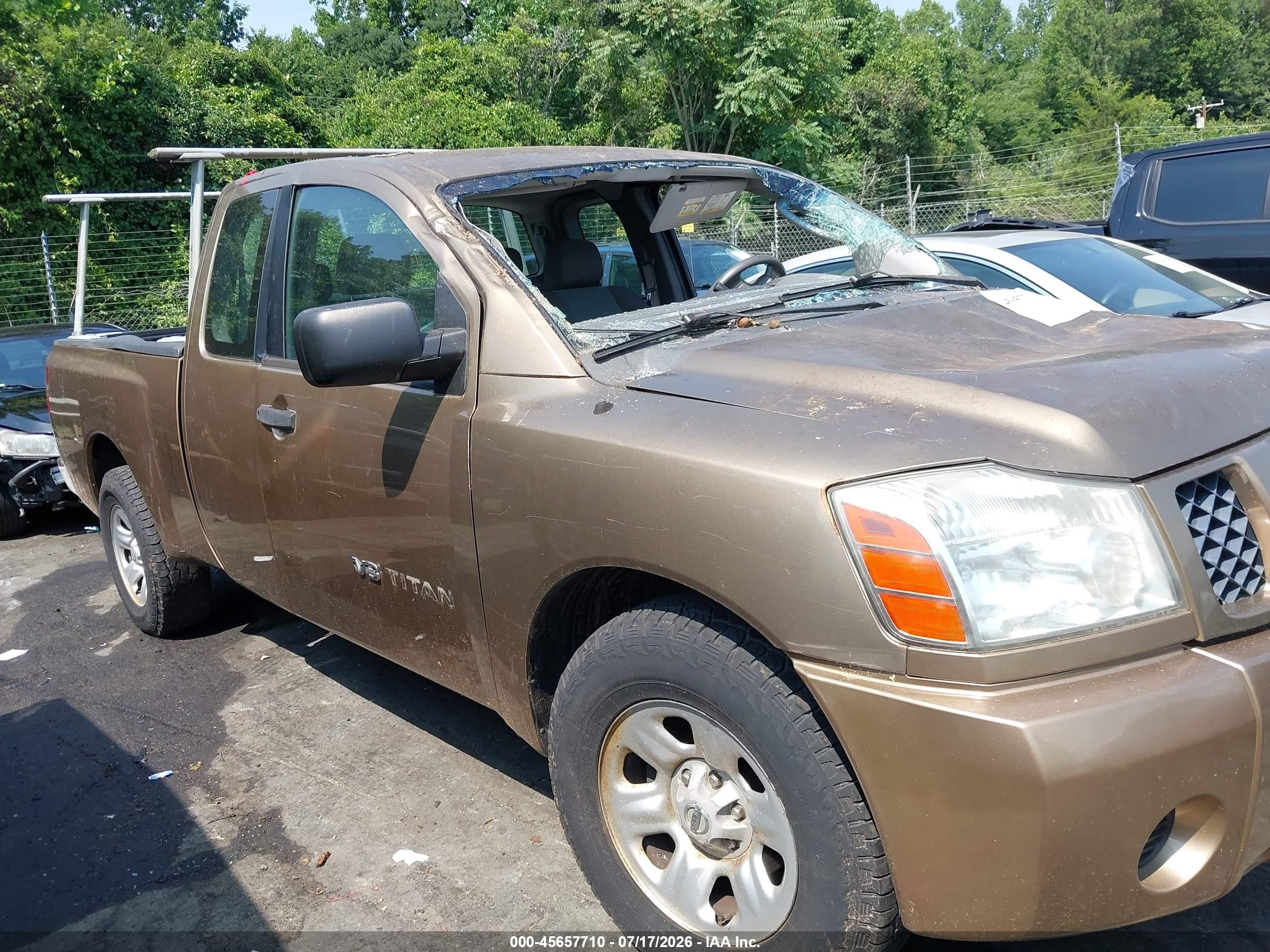 2005 Nissan Titan Xe Gold vin: 1N6BA06A55N540716