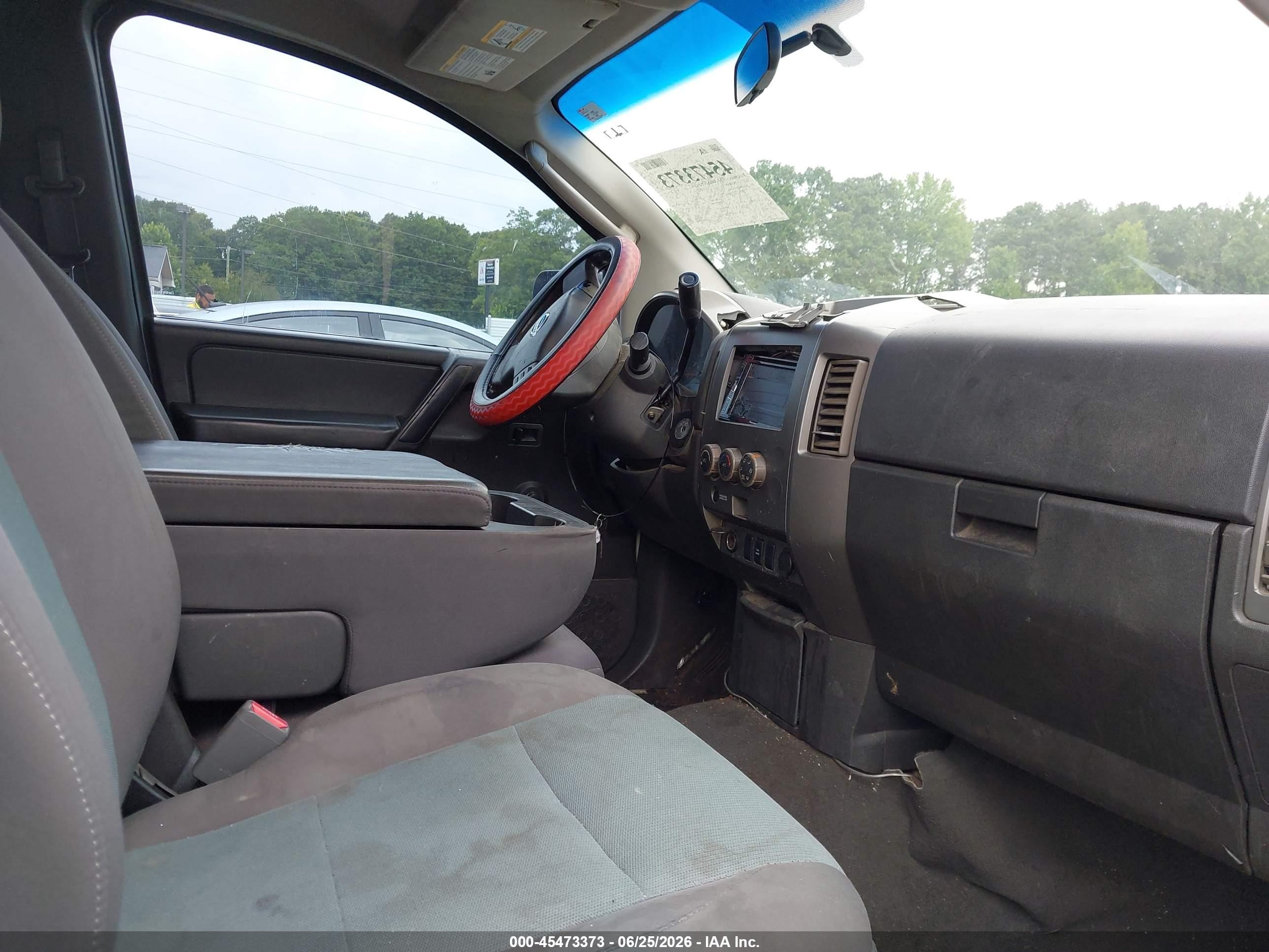 2005 Nissan Titan Xe Белый vin: 1N6BA06A55N567804
