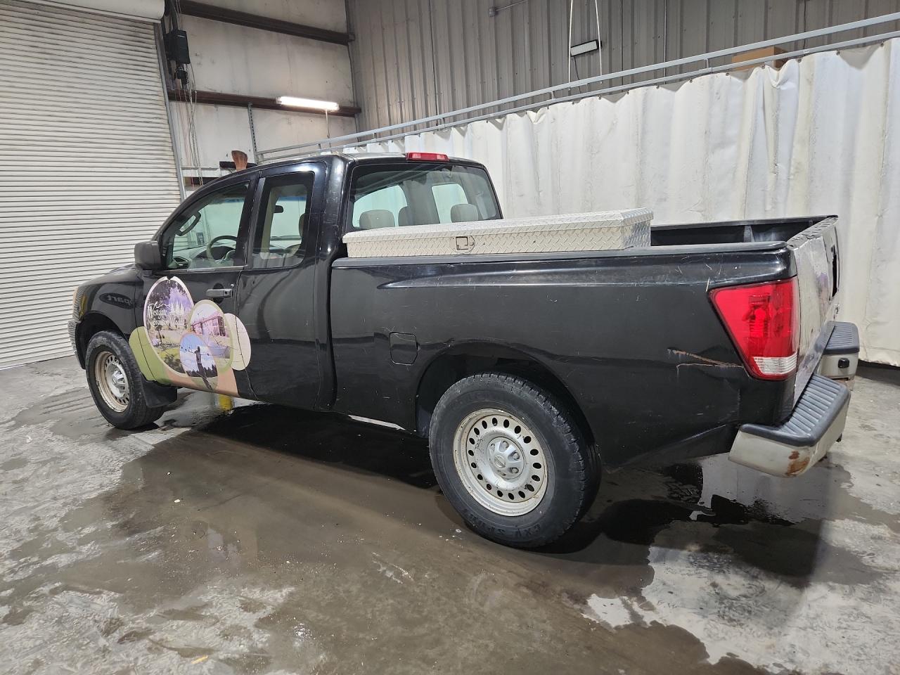 2008 Nissan Titan Xe Ffv Black vin: 1N6BA06A78N360660 Damage: Left Front Tire, Worn, Replacement Required