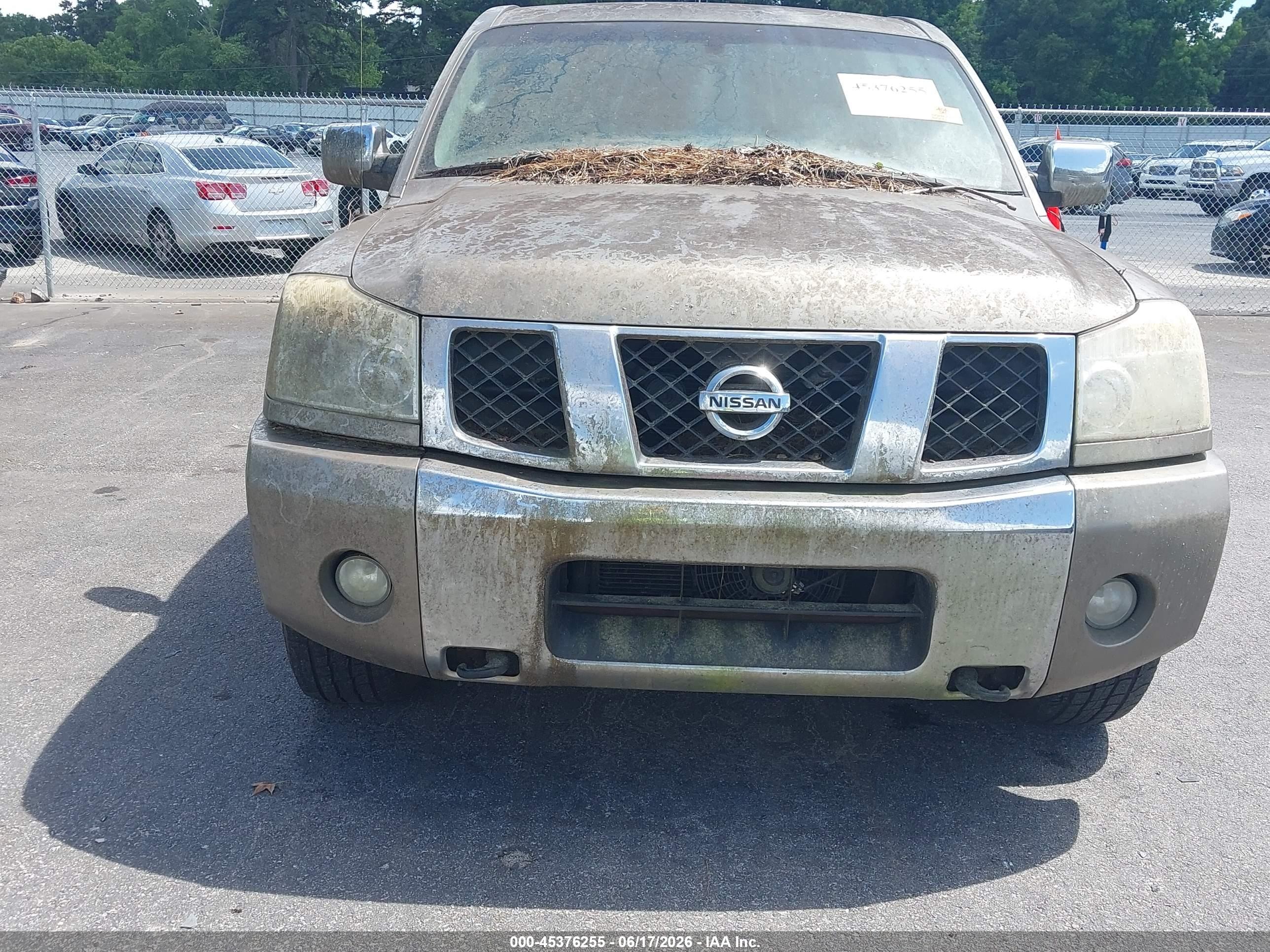 2006 Nissan Titan Le Gray vin: 1N6BA06A86N560041