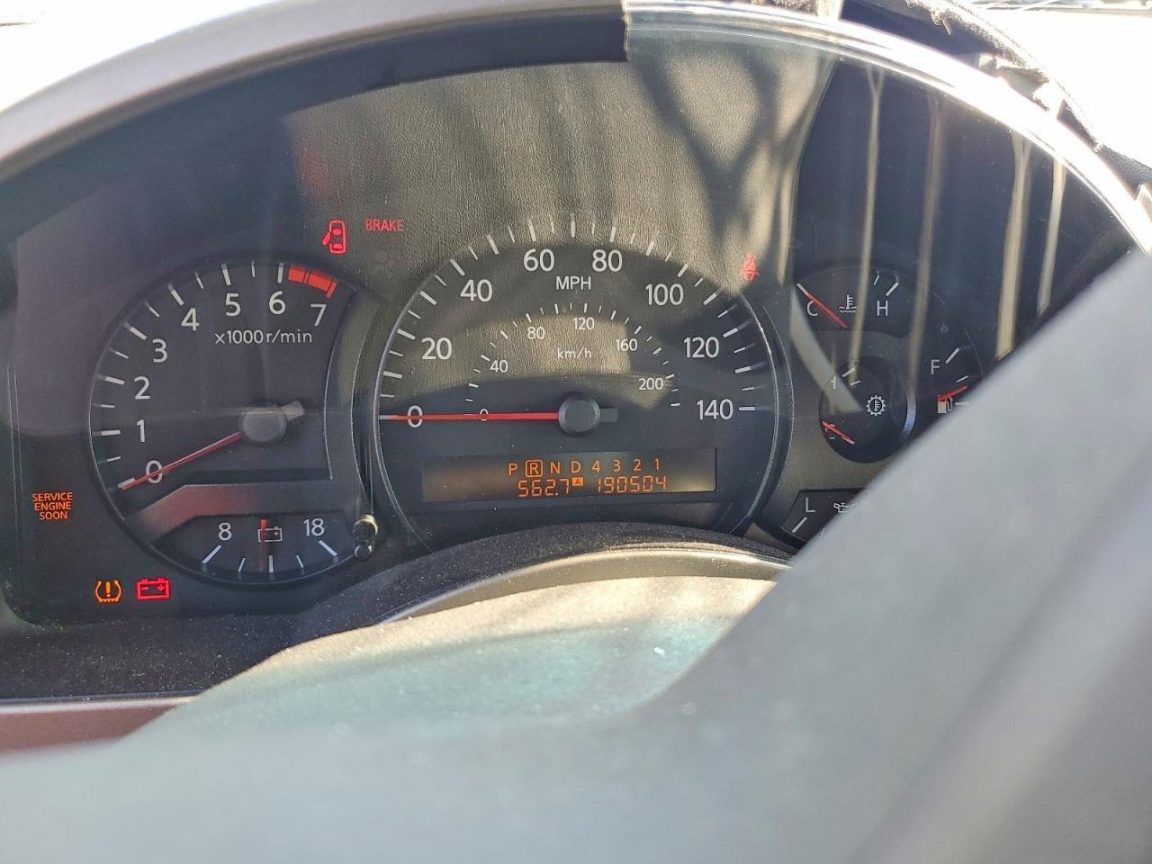 2006 Nissan Titan Xe Ffv Burgundy vin: 1N6BA06A86N567572