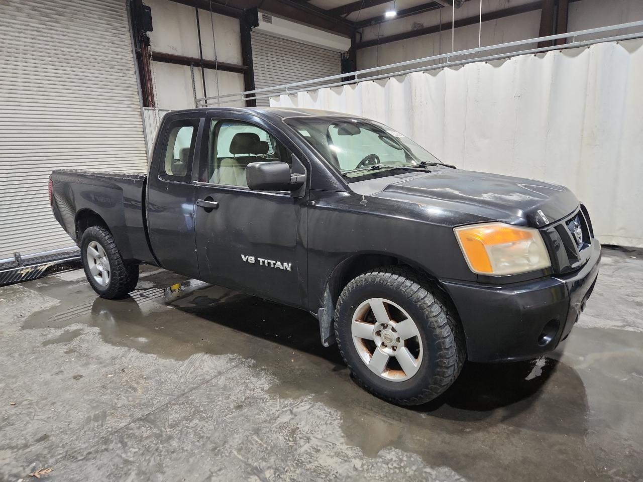 2008 Nissan Titan Xe Ffv Черный vin: 1N6BA06A88N361350 Damage: Right Rear Door, Dent(S) W/ Paint Dmg, 1/2 To 1 Inch