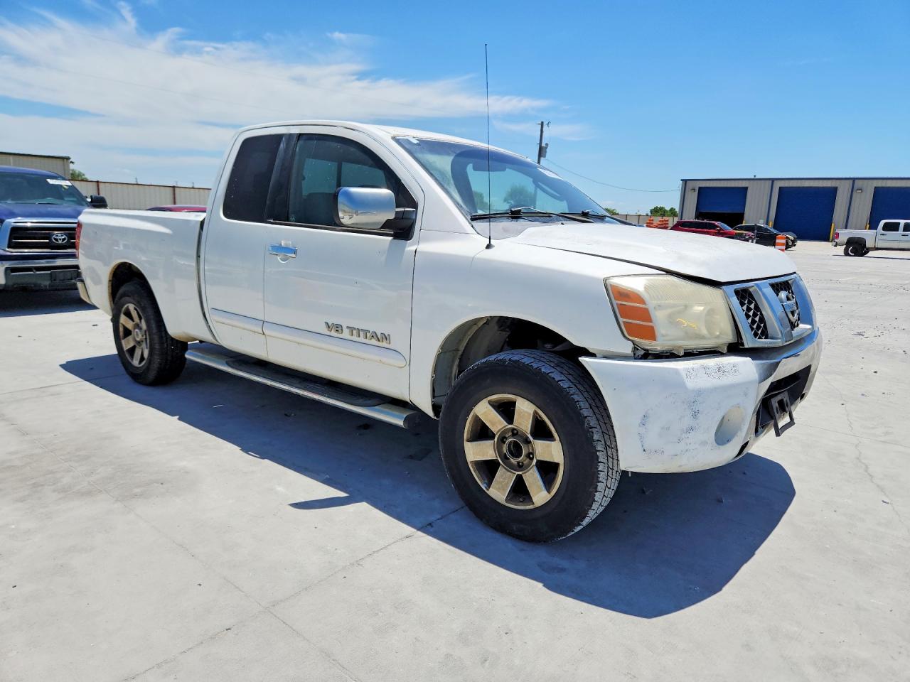 2005 Nissan Titan Xe White vin: 1N6BA06AX5N578409