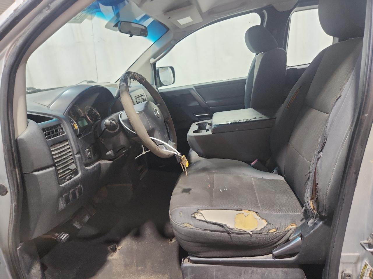 2008 Nissan Titan Xe Ffv Silver vin: 1N6BA06AX8N338345 Damage: Steering Wheel, Broken, Replacement Required