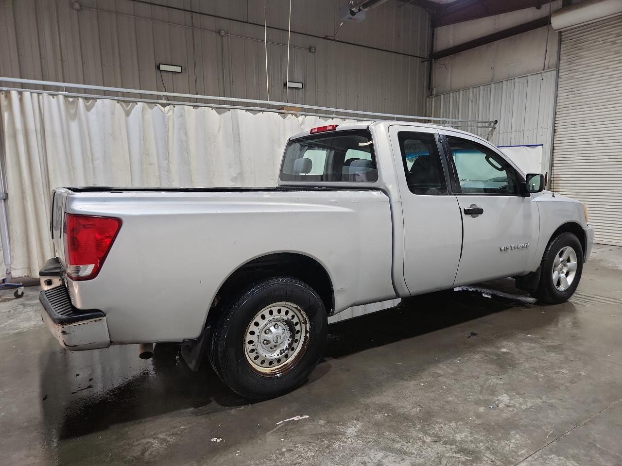 2008 Nissan Titan Xe Ffv Silver vin: 1N6BA06AX8N338345 Damage: Right Bed Side, Dent(S) W/ Paint Dmg, > 12 Inches