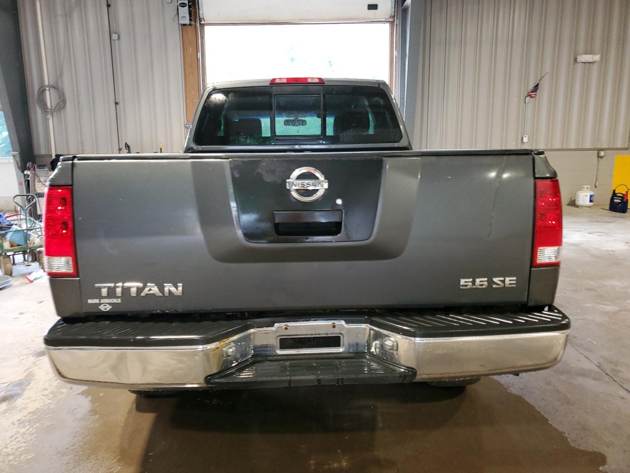 2006 Nissan Titan Xe/se/le Серый vin: 1N6BA06B56N560586 Damage: Tailgate, Dent(S) W/ Paint Dmg, 1/2 To 1 Inch